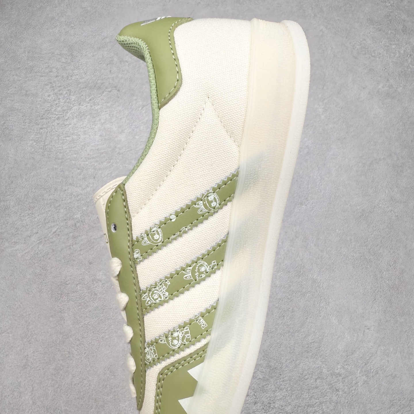 图片[7]-＃C2 AD Gazelle Indoor Trainers 羚羊内训系列低帮复古百搭休闲运动德训风板鞋 DM1234-019 90年代经典的复刻版！自60年代以足球训练鞋面世以来,Gazelle就以其经典设计席卷全球。1991年版本的复刻,再造经典Gazelle。采用皮革打造,搭配浊色细节,让这款经典更加简约。尺码：36 36⅔ 37⅓ 38 38⅔ 39⅓ 40 40⅔ 41⅓ 42 42⅔ 43⅓ 44⅓ 44⅔ 45-选品中心