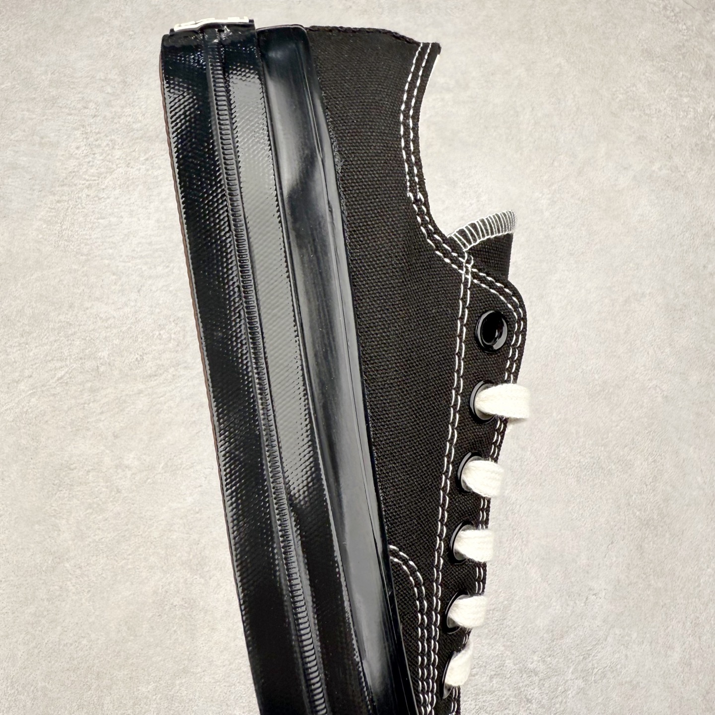 图片[6]-Converse Chuck 1970s 黑武士 匡威官方 防滑耐磨复古休闲帆布鞋 经典70s鞋型加持全黑帆布鞋身 全黑永不过时 自带复古氛围 百搭耐穿 货号：A17938C 低帮 货号：A17937C 高帮 尺码：35 36 36.5 37 37.5 38 39 39.5 40 41 41.5 42 42.5 43 44-选品中心