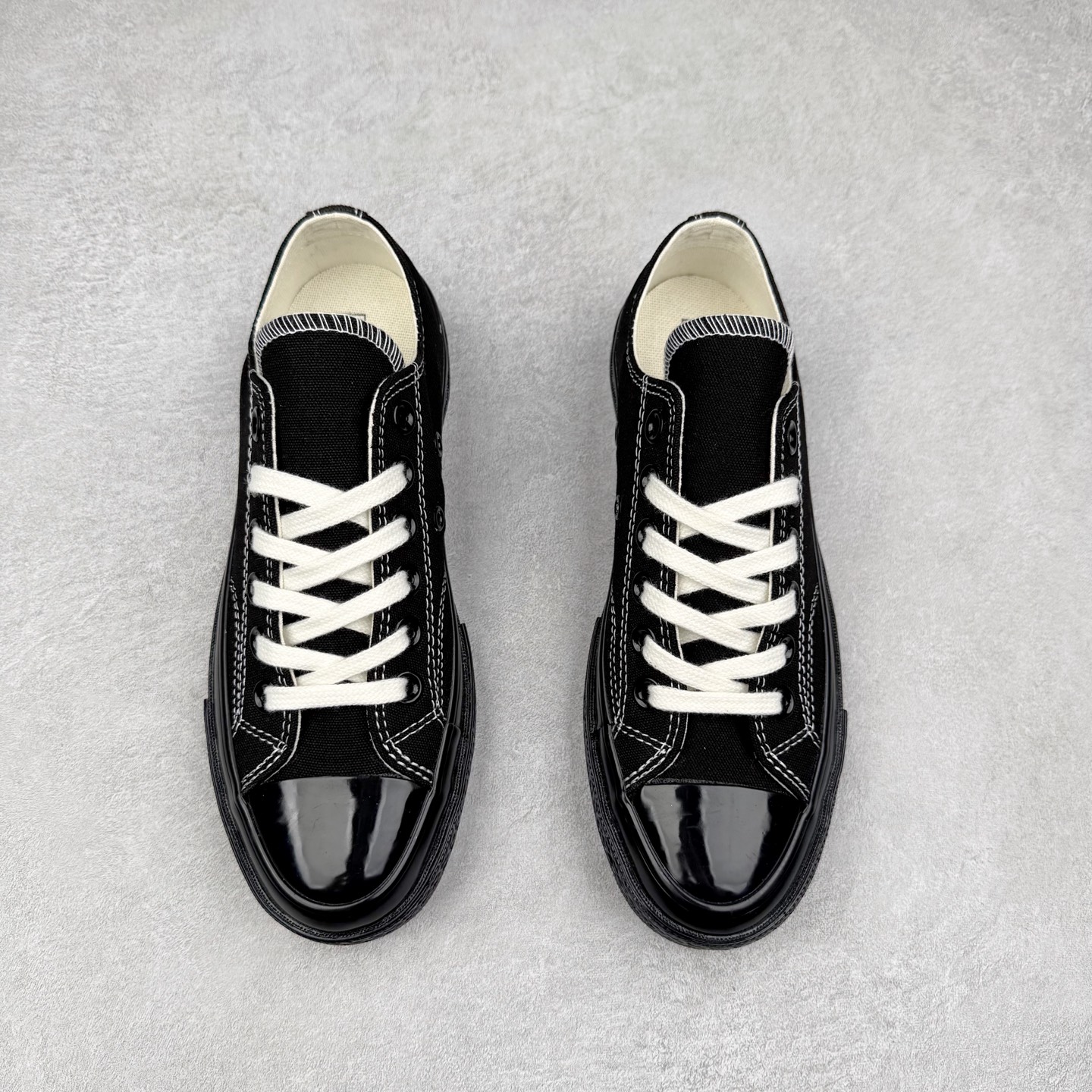 图片[2]-Converse Chuck 1970s 黑武士 匡威官方 防滑耐磨复古休闲帆布鞋 经典70s鞋型加持全黑帆布鞋身 全黑永不过时 自带复古氛围 百搭耐穿 货号：A17938C 低帮 货号：A17937C 高帮 尺码：35 36 36.5 37 37.5 38 39 39.5 40 41 41.5 42 42.5 43 44-选品中心