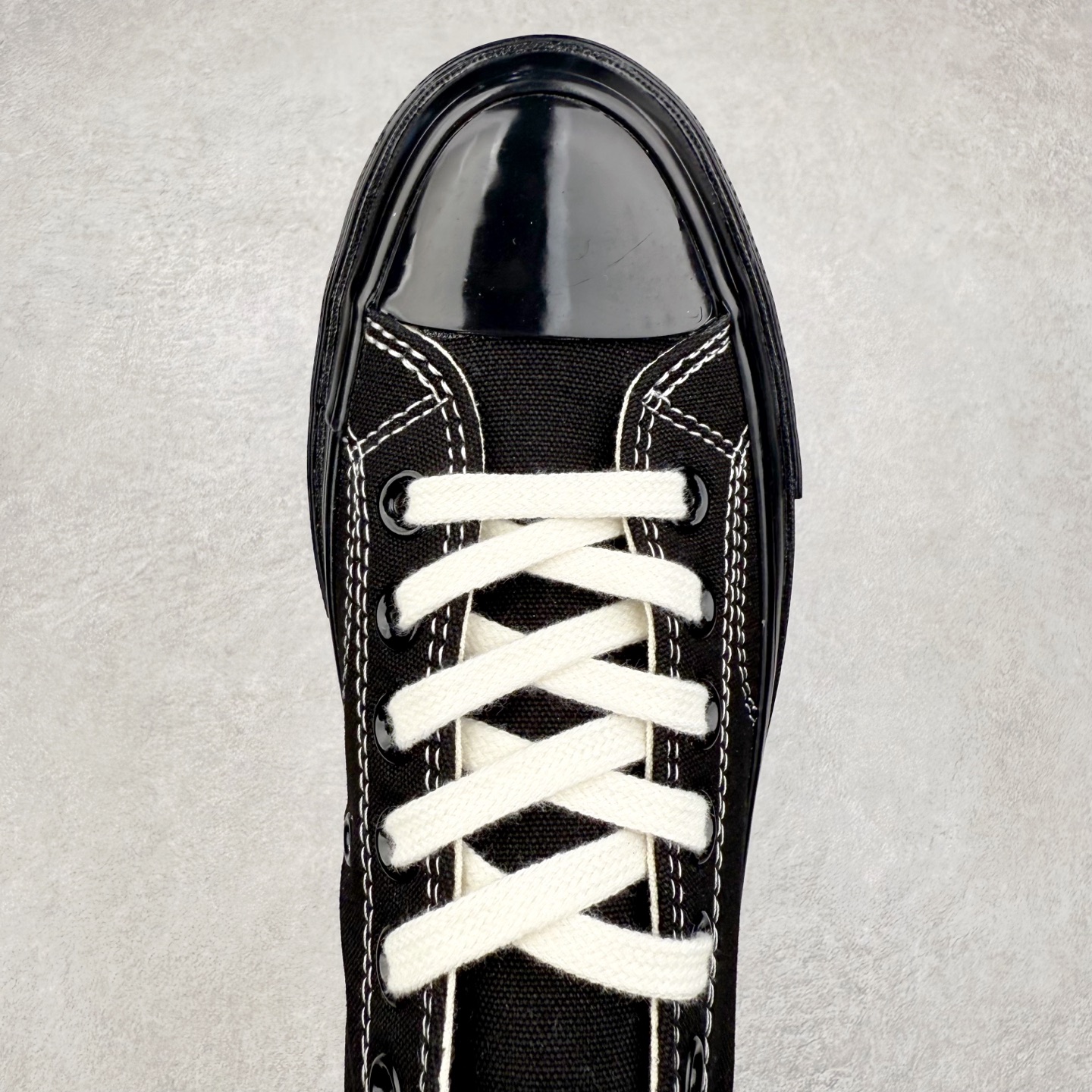 图片[4]-Converse Chuck 1970s 黑武士 匡威官方 防滑耐磨复古休闲帆布鞋 经典70s鞋型加持全黑帆布鞋身 全黑永不过时 自带复古氛围 百搭耐穿 货号：A17938C 低帮 货号：A17937C 高帮 尺码：35 36 36.5 37 37.5 38 39 39.5 40 41 41.5 42 42.5 43 44-选品中心