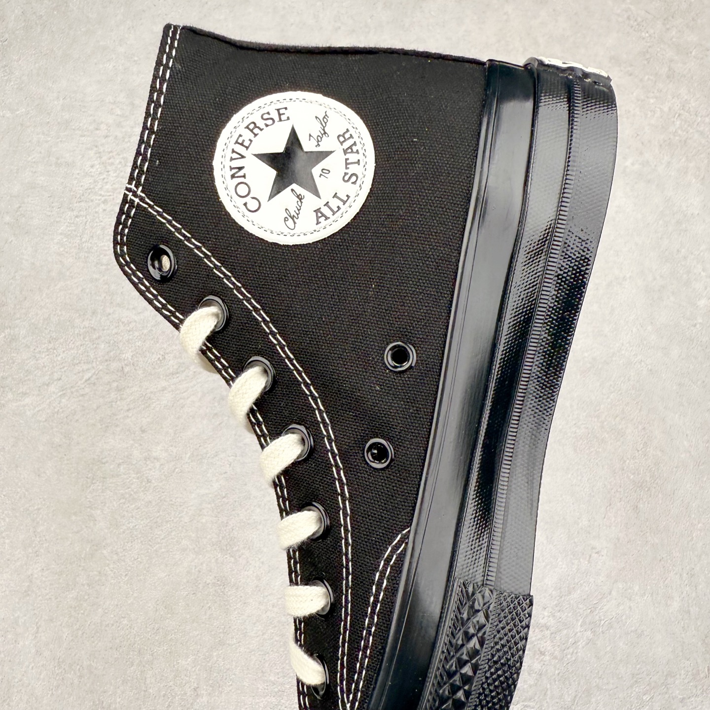 图片[7]-Converse Chuck 1970s 黑武士 匡威官方 防滑耐磨复古休闲帆布鞋 经典70s鞋型加持全黑帆布鞋身 全黑永不过时 自带复古氛围 百搭耐穿 货号：A17938C 低帮 货号：A17937C 高帮 尺码：35 36 36.5 37 37.5 38 39 39.5 40 41 41.5 42 42.5 43 44-选品中心