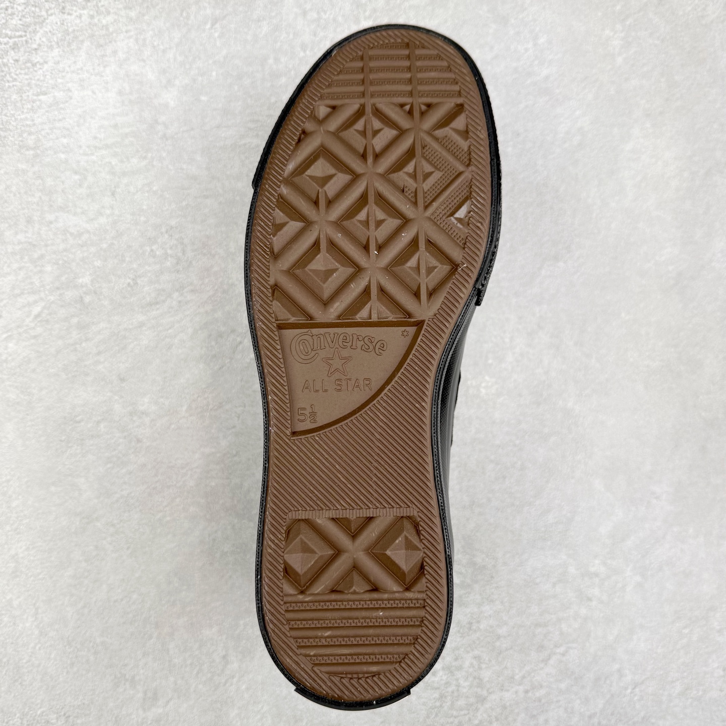 图片[9]-Converse Chuck 1970s 黑武士 匡威官方 防滑耐磨复古休闲帆布鞋 经典70s鞋型加持全黑帆布鞋身 全黑永不过时 自带复古氛围 百搭耐穿 货号：A17938C 低帮 货号：A17937C 高帮 尺码：35 36 36.5 37 37.5 38 39 39.5 40 41 41.5 42 42.5 43 44-选品中心