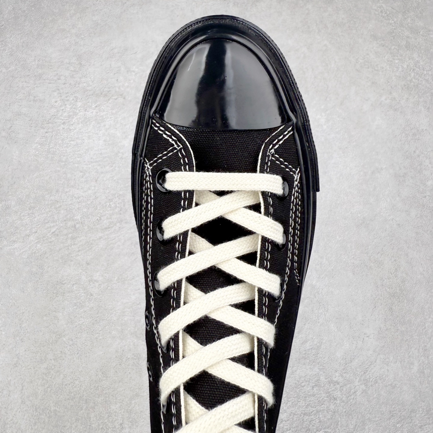 图片[4]-Converse Chuck 1970s 黑武士 匡威官方 防滑耐磨复古休闲帆布鞋 经典70s鞋型加持全黑帆布鞋身 全黑永不过时 自带复古氛围 百搭耐穿 货号：A17938C 低帮 货号：A17937C 高帮 尺码：35 36 36.5 37 37.5 38 39 39.5 40 41 41.5 42 42.5 43 44-选品中心