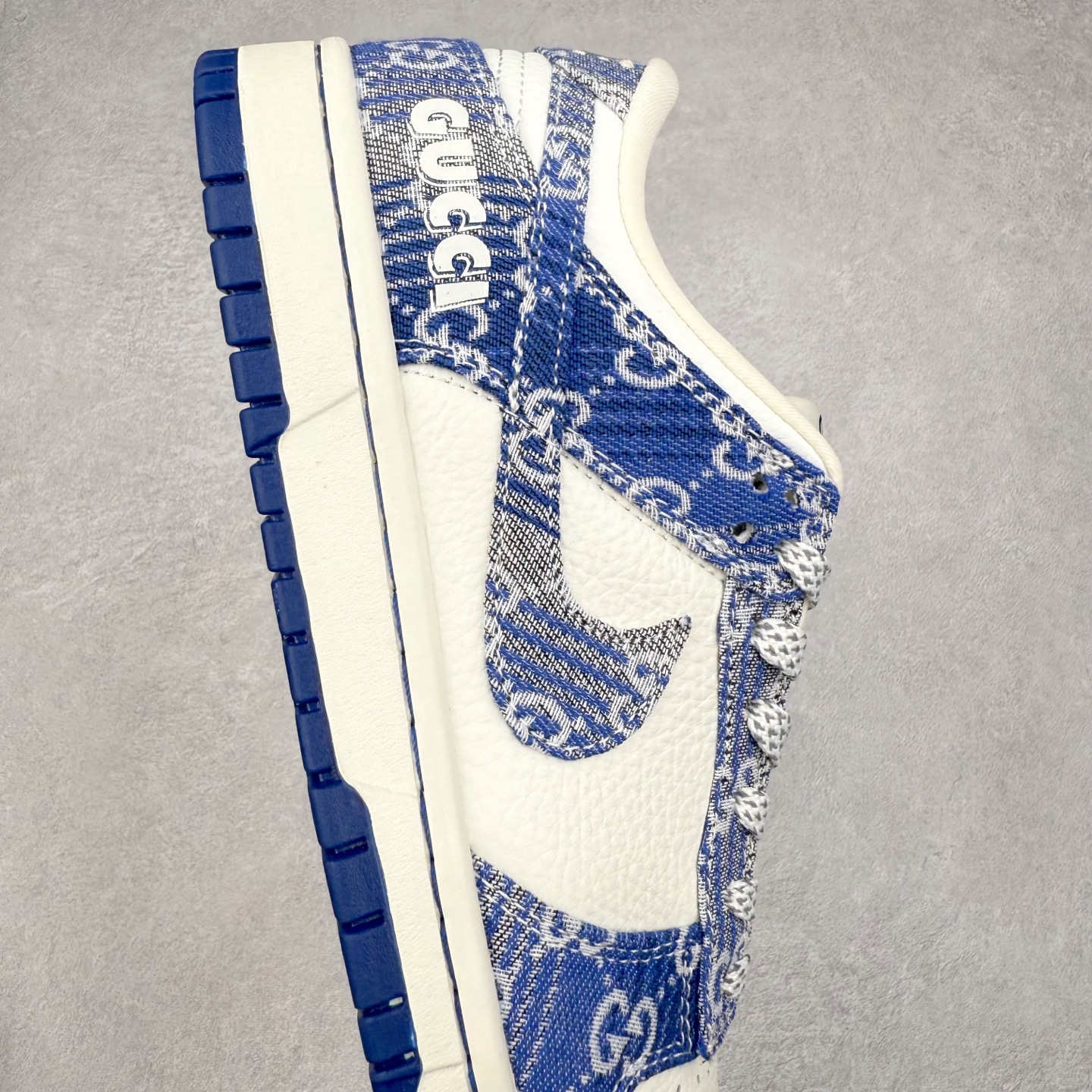 图片[6]-NK Dunk Low 定制配色 SC9207-419 大厂出品 极力推荐 原装头层材料 独家版型蒸餾加工帶來的是更好的视觉和脚感体验大厂纯原品质出货 清洁度 电绣工艺 皮料切割干净无任何毛边 细节完美 实拍调校N版已经零色差零失真 百分百还原实物色彩所见即所得 不存在货不对板色差等低级问题 选购参考实物拍摄 不混卖不参货 只用心做好货严格选品 承诺混一赔十 尺码：36 36.5 37.5 38 38.5 39 40 40.5 41 42 42.5 43 44 44.5 45-选品中心