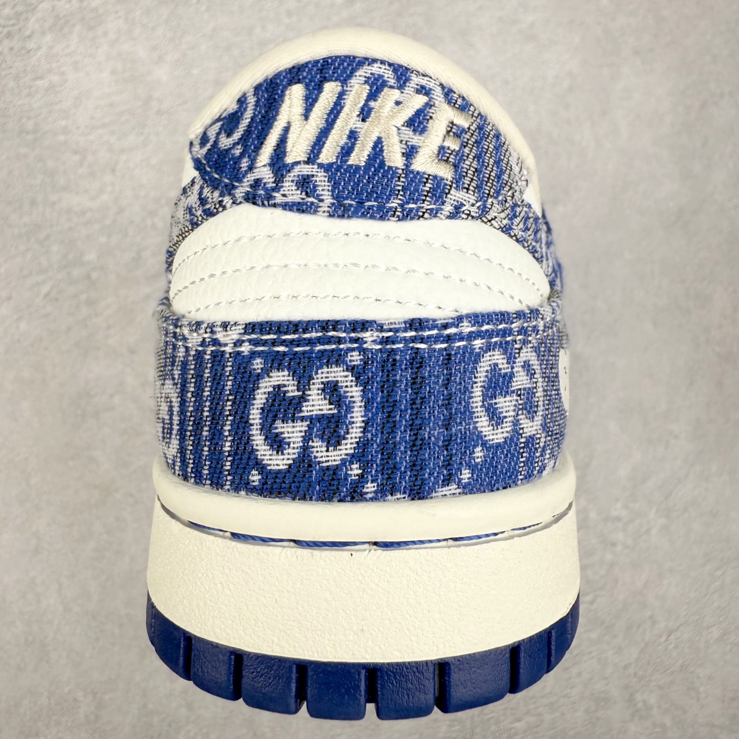 图片[8]-NK Dunk Low 定制配色 SC9207-419 大厂出品 极力推荐 原装头层材料 独家版型蒸餾加工帶來的是更好的视觉和脚感体验大厂纯原品质出货 清洁度 电绣工艺 皮料切割干净无任何毛边 细节完美 实拍调校N版已经零色差零失真 百分百还原实物色彩所见即所得 不存在货不对板色差等低级问题 选购参考实物拍摄 不混卖不参货 只用心做好货严格选品 承诺混一赔十 尺码：36 36.5 37.5 38 38.5 39 40 40.5 41 42 42.5 43 44 44.5 45-选品中心