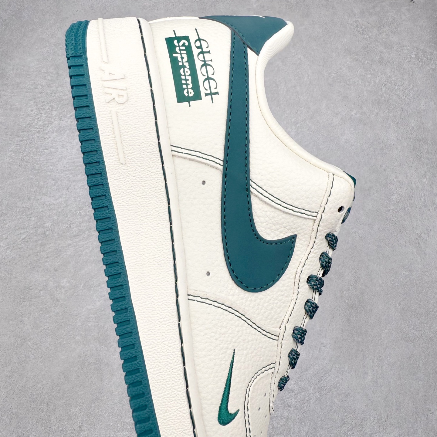 图片[6]-NK Air Force 1´07 Low 空军一号低帮百搭休闲运动板鞋 KJ1688-005 柔软、弹性十足的缓震性能和出色的中底设计 横跨复古与现代的外型结合 造就出风靡全球 三十多年的Force 1 直到今天还深受青睐 实拍调校N版已经零色差零失真 百分百还原实物色彩所见即所得 不存在货不对板色差等低级问题 选购参考实物拍摄 不混卖不参货 只用心做好货严格选品 承诺混一赔十 尺码：36 36.5 37.5 38 38.5 39 40 40.5 41 42 42.5 43 44 44.5 45-选品中心