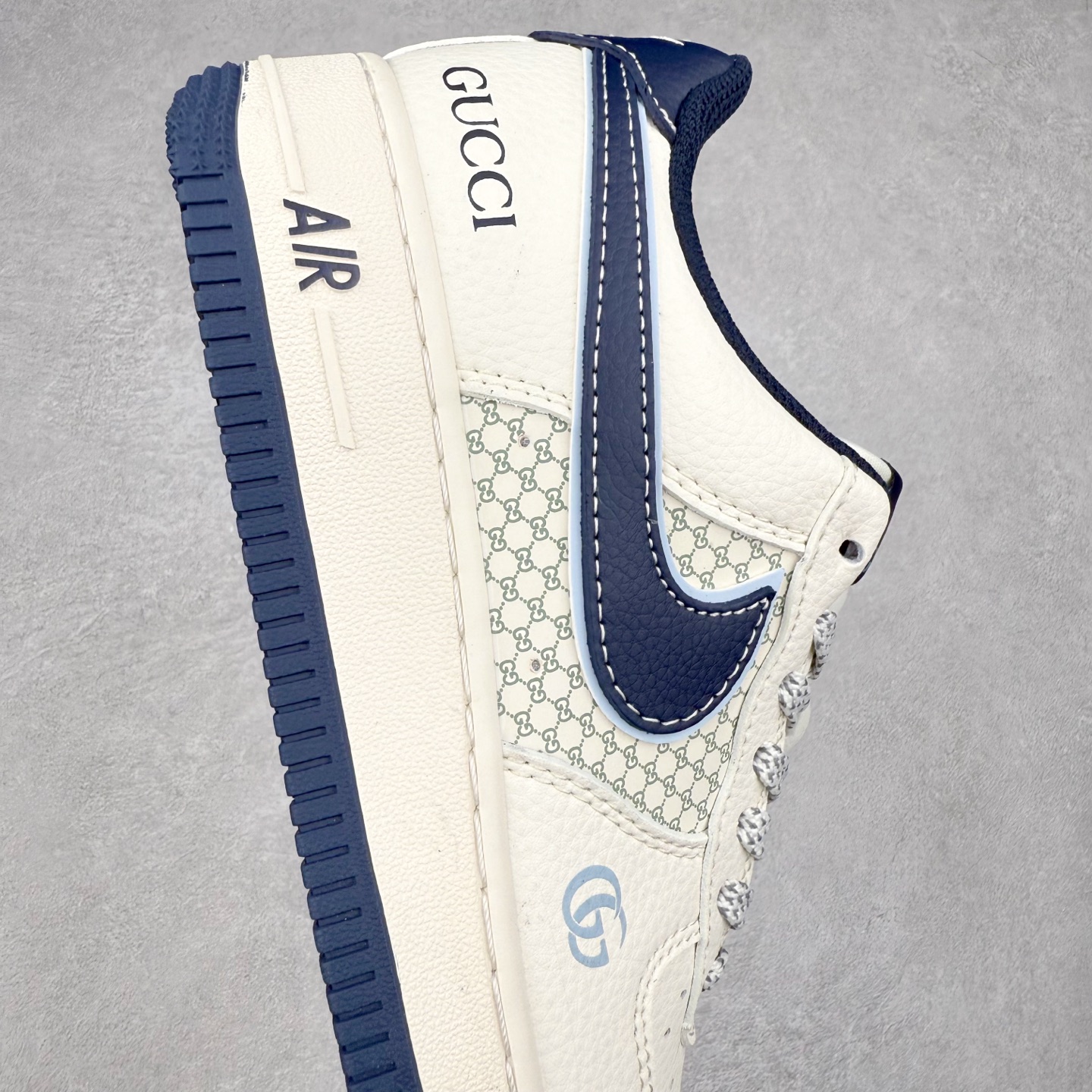 图片[6]-NK Air Force 1´07 Low 空军一号低帮百搭休闲运动板鞋 XS1958-564 柔软、弹性十足的缓震性能和出色的中底设计 横跨复古与现代的外型结合 造就出风靡全球 三十多年的Force 1 直到今天还深受青睐 实拍调校N版已经零色差零失真 百分百还原实物色彩所见即所得 不存在货不对板色差等低级问题 选购参考实物拍摄 不混卖不参货 只用心做好货严格选品 承诺混一赔十 尺码：36 36.5 37.5 38 38.5 39 40 40.5 41 42 42.5 43 44 44.5 45-选品中心