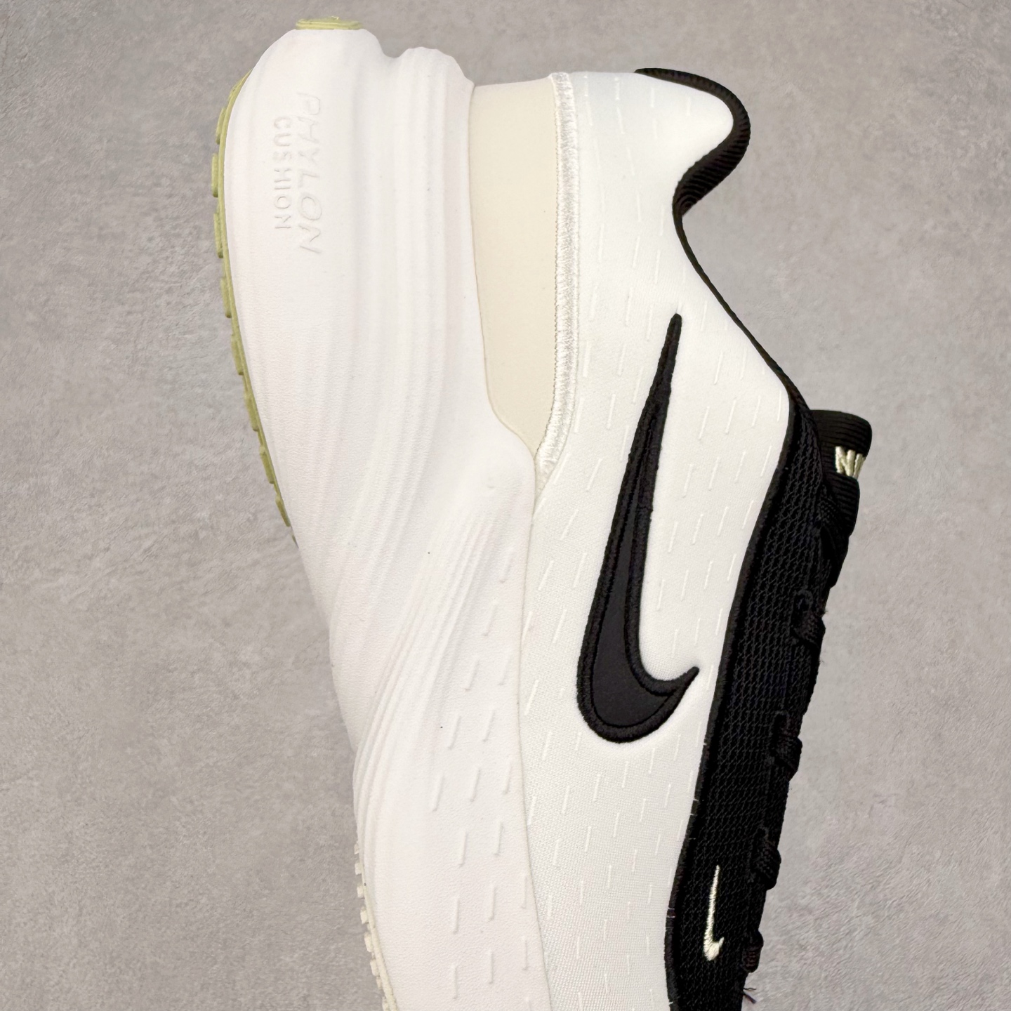 图片[6]-NK Uplift SC 简洁柔软舒适透气轻便 低帮 休闲跑步鞋 实拍调校N版已经零色差零失真 百分百还原实物色彩所见即所得 不存在货不对板色差等低级问题 选购参考实物拍摄 不混卖不参货 只用心做好货严格选品 承诺混一赔十 尺码：36 36.5 37.5 38 38.5 39 40 40.5 41 42 42.5 43 44 44.5 45-选品中心