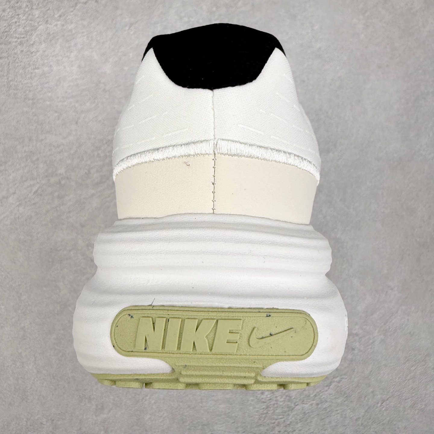 图片[8]-NK Uplift SC 简洁柔软舒适透气轻便 低帮 休闲跑步鞋 实拍调校N版已经零色差零失真 百分百还原实物色彩所见即所得 不存在货不对板色差等低级问题 选购参考实物拍摄 不混卖不参货 只用心做好货严格选品 承诺混一赔十 尺码：36 36.5 37.5 38 38.5 39 40 40.5 41 42 42.5 43 44 44.5 45-选品中心