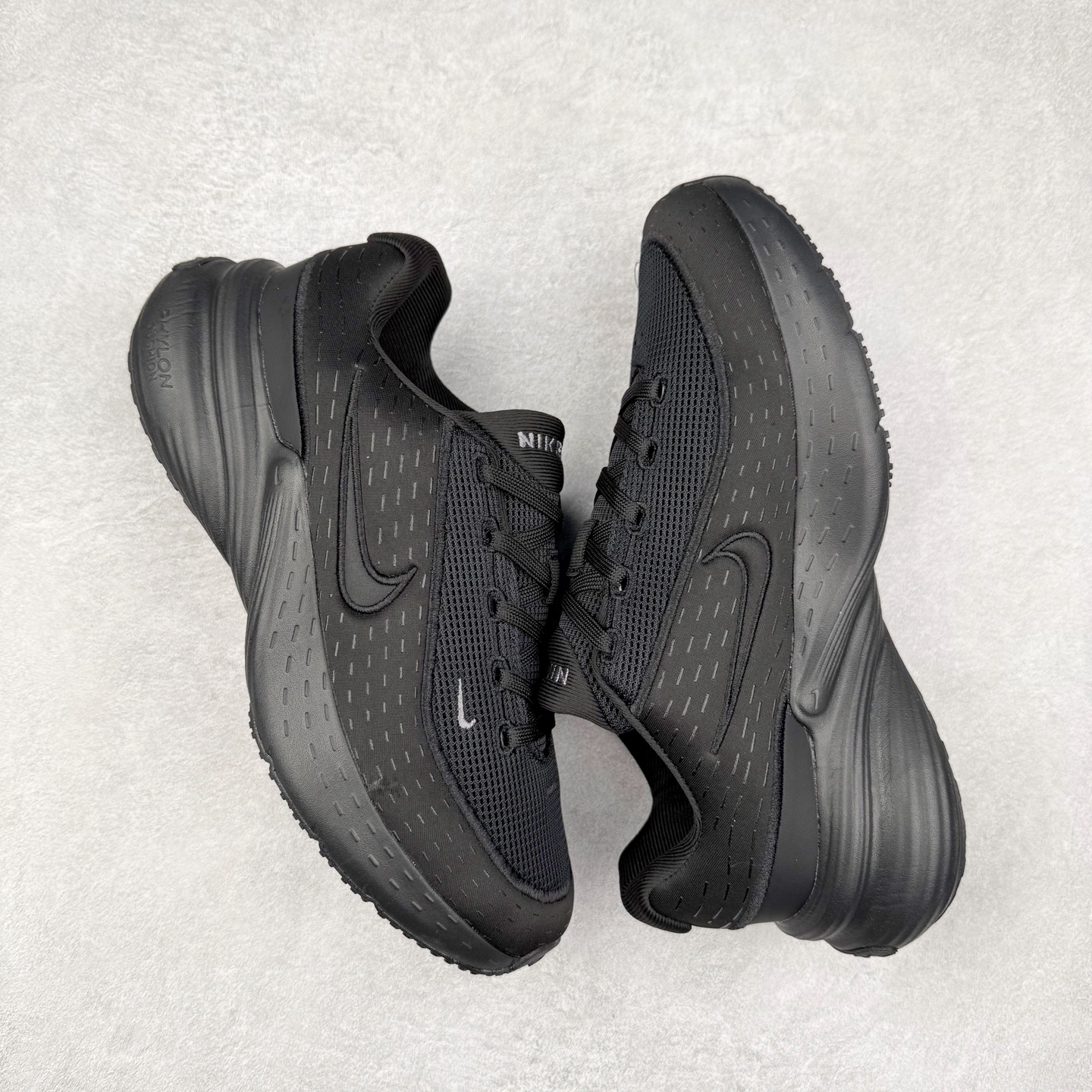 图片[3]-NK Uplift SC 简洁柔软舒适透气轻便 低帮 休闲跑步鞋 实拍调校N版已经零色差零失真 百分百还原实物色彩所见即所得 不存在货不对板色差等低级问题 选购参考实物拍摄 不混卖不参货 只用心做好货严格选品 承诺混一赔十 尺码：36 36.5 37.5 38 38.5 39 40 40.5 41 42 42.5 43 44 44.5 45-选品中心