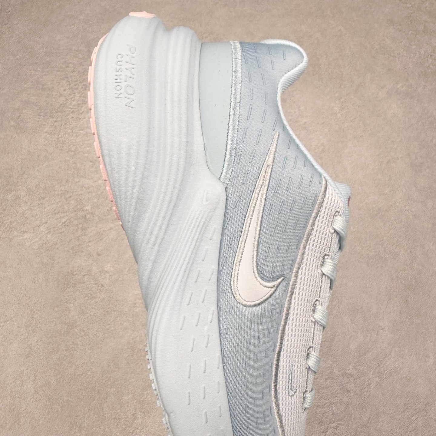 图片[6]-NK Uplift SC 简洁柔软舒适透气轻便 低帮 休闲跑步鞋 实拍调校N版已经零色差零失真 百分百还原实物色彩所见即所得 不存在货不对板色差等低级问题 选购参考实物拍摄 不混卖不参货 只用心做好货严格选品 承诺混一赔十 尺码：36 36.5 37.5 38 38.5 39 40 40.5 41 42 42.5 43 44 44.5 45-选品中心