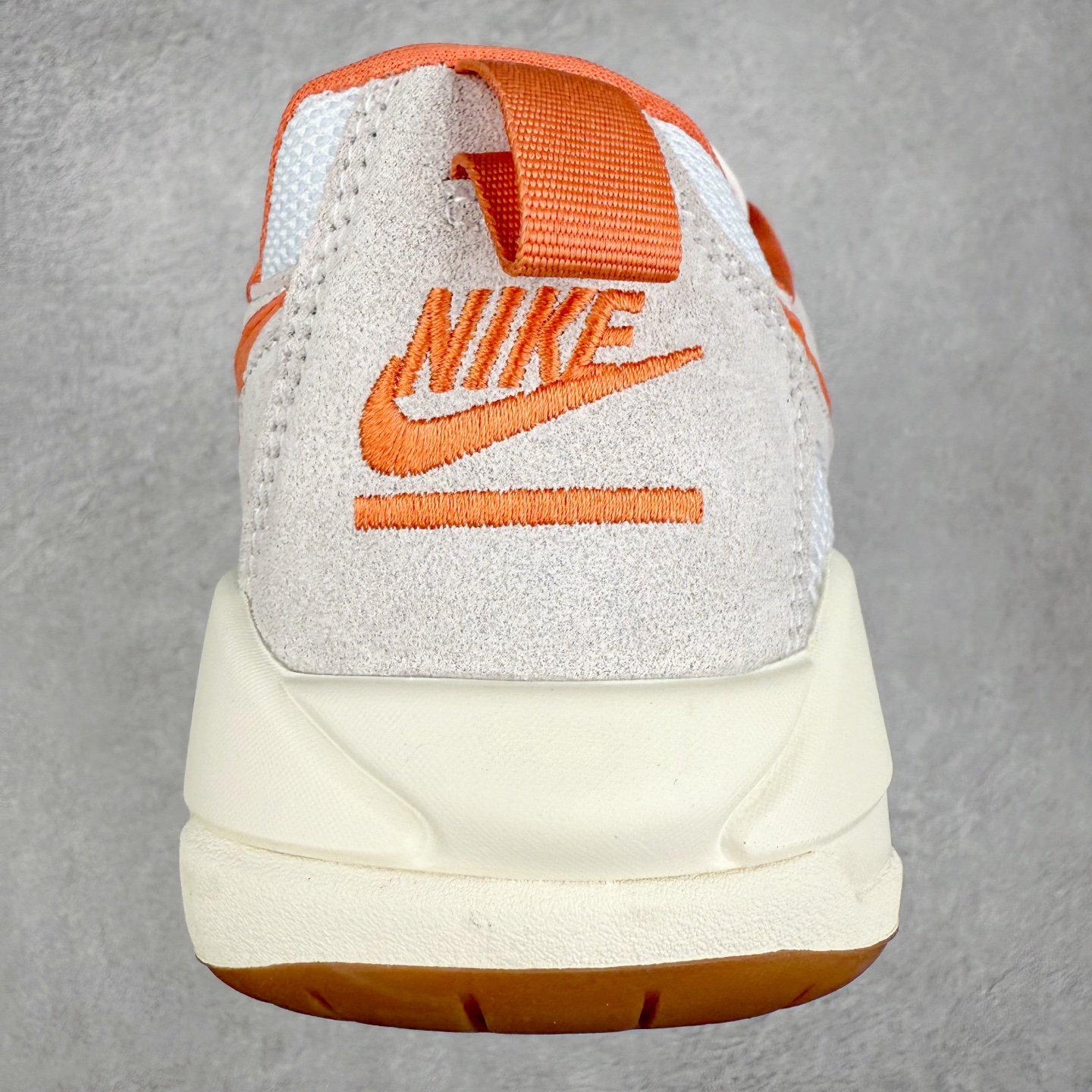 图片[8]-Jordan CMFT Era 时尚舒适 耐磨 低帮 复古篮球鞋 实拍调校N版已经零色差零失真 百分百还原实物色彩所见即所得 不存在货不对板色差等低级问题 选购参考实物拍摄 不混卖不参货 只用心做好货严格选品 承诺混一赔十 尺码：36 36.5 37.5 38 38.5 39 40 40.5 41 42 42.5 43 44 44.5 45 46-选品中心