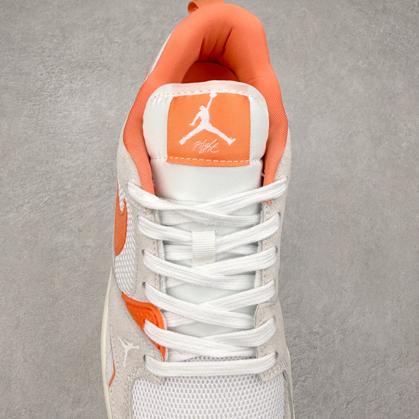 图片[5]-Jordan CMFT Era 时尚舒适 耐磨 低帮 复古篮球鞋 实拍调校N版已经零色差零失真 百分百还原实物色彩所见即所得 不存在货不对板色差等低级问题 选购参考实物拍摄 不混卖不参货 只用心做好货严格选品 承诺混一赔十 尺码：36 36.5 37.5 38 38.5 39 40 40.5 41 42 42.5 43 44 44.5 45 46-选品中心