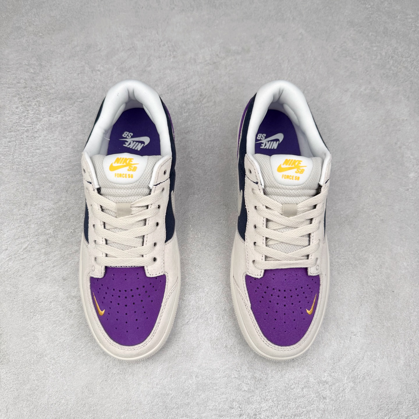 图片[2]-NK SB Force 58 空军58系列低帮休闲运动滑板板鞋 DV5477-403 鞋面由帆布和麂皮拼接 层次感丰富 搭配硫化外底 耐磨耐穿 鞋舌及中底后跟处饰有SB Logo 表明鞋款身份 采用包边设计 经久耐穿 硫化结构则有效提升灵活性 穿上这款全新推出的创意力作 助你耀动街头 尺码：36 36.5 37.5 38 38.5 39 40 40.5 41 42 42.5 43 44 45-选品中心