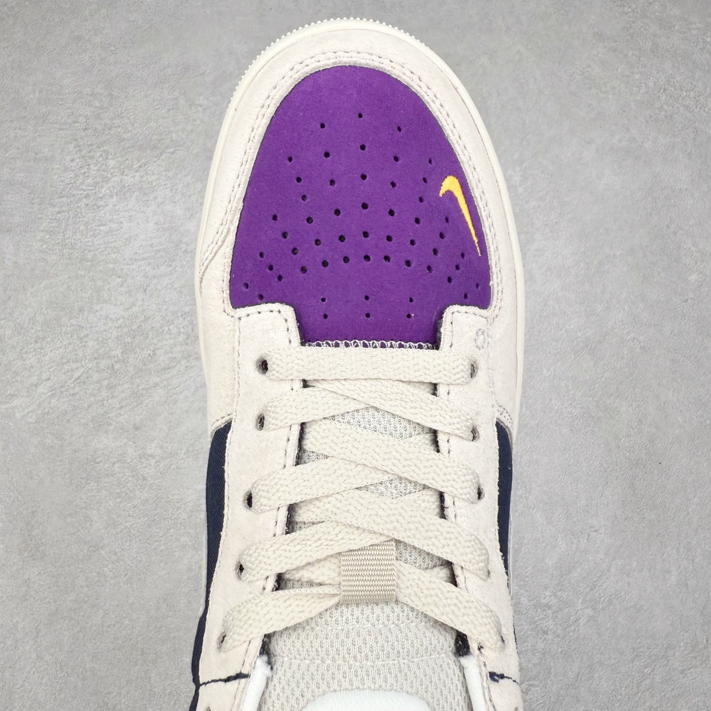 图片[4]-NK SB Force 58 空军58系列低帮休闲运动滑板板鞋 DV5477-403 鞋面由帆布和麂皮拼接 层次感丰富 搭配硫化外底 耐磨耐穿 鞋舌及中底后跟处饰有SB Logo 表明鞋款身份 采用包边设计 经久耐穿 硫化结构则有效提升灵活性 穿上这款全新推出的创意力作 助你耀动街头 尺码：36 36.5 37.5 38 38.5 39 40 40.5 41 42 42.5 43 44 45-选品中心