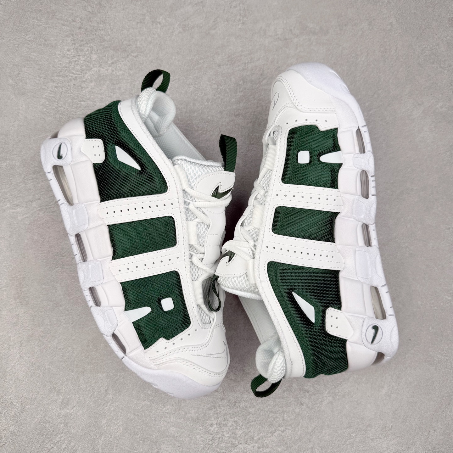 图片[3]-NK Air More Uptempo 皮蓬舒适防滑耐磨 低帮 复古篮球鞋 FZ3055-102 男女同款 实拍调校N版已经零色差零失真 百分百还原实物色彩所见即所得 不存在货不对板色差等低级问题 选购参考实物拍摄 不混卖不参货 只用心做好货严格选品 承诺混一赔十 尺码：36 36.5 37.5 38 38.5 39 40 40.5 41 42 42.5 43 44 44.5 45-选品中心