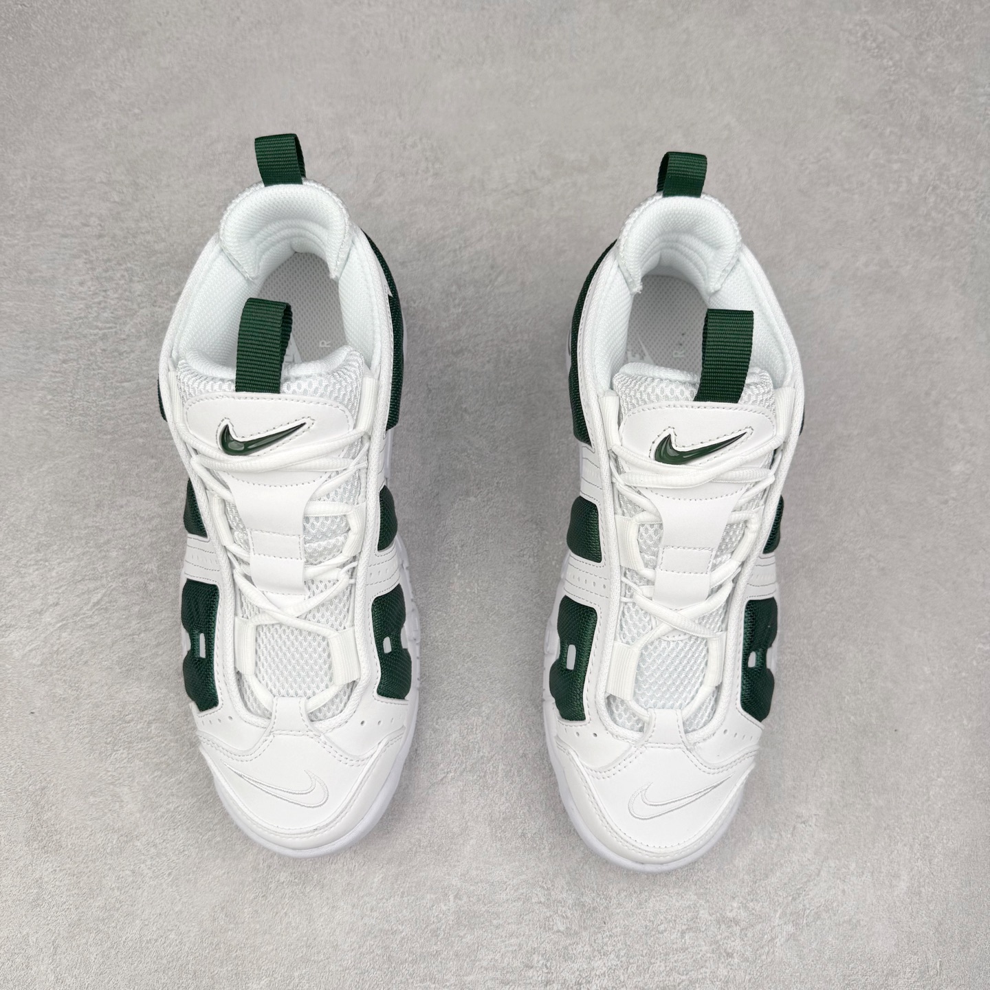 图片[2]-NK Air More Uptempo 皮蓬舒适防滑耐磨 低帮 复古篮球鞋 FZ3055-102 男女同款 实拍调校N版已经零色差零失真 百分百还原实物色彩所见即所得 不存在货不对板色差等低级问题 选购参考实物拍摄 不混卖不参货 只用心做好货严格选品 承诺混一赔十 尺码：36 36.5 37.5 38 38.5 39 40 40.5 41 42 42.5 43 44 44.5 45-选品中心