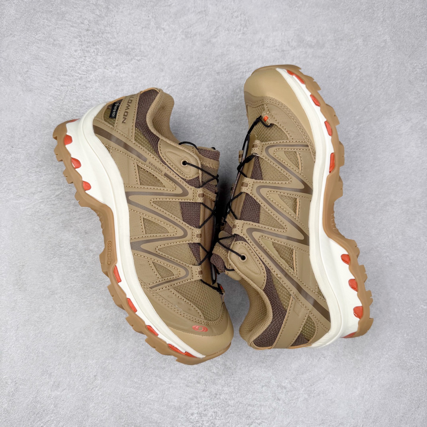 图片[3]-＃C版 Salomon XT-QUEST ADV 萨洛蒙潮流越野机能户外功能鞋 纯原外贸平台特供订单 耗时半年巨作 全套原纸板楦头开发 原厂特供网布配套加持 确保原汁原味 完美呈现版型 原档数据独家私模五层组合大底 男女鞋同步官方开发至46.5 原装Ortholite轻量化鞋垫 中底布带钢印编号 原厂TPU锁扣 进口港宝加持 后跟自然饱满 还原公司包裹性 基于 SALOMON 初代 XT 鞋身造型并搭载 4D ADVANCED CHASSIS™ 大底打造而成 为这款 XT-QUEST 带来了多项足部控制与保护等功能性 如在运动过程中控制左右晃动的过程而提高稳定性、改善长途越野过程中足中到足尖的过渡、提高感知岩石的精确度以抵抗尖锐物体对脚底的伤害以及采用动态缓冲来增强穿着舒适感 从而减轻疲劳感 使 XT-QUEST 成为一双舒适且安全的户外之履 尺码：36 36.5 37.5 38 38.5 39 40 40.5 41 42 42.5 43 44 44.5 45 46 46.5-选品中心