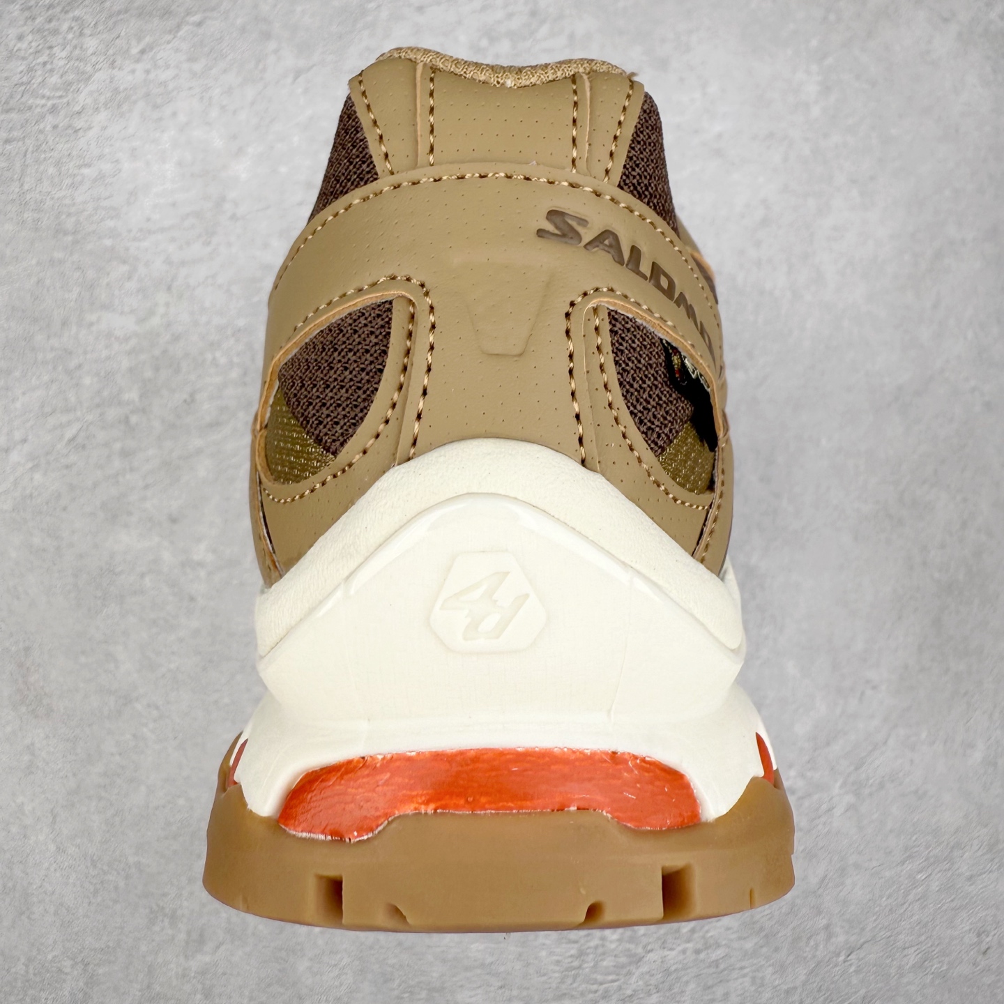 图片[8]-＃C版 Salomon XT-QUEST ADV 萨洛蒙潮流越野机能户外功能鞋 纯原外贸平台特供订单 耗时半年巨作 全套原纸板楦头开发 原厂特供网布配套加持 确保原汁原味 完美呈现版型 原档数据独家私模五层组合大底 男女鞋同步官方开发至46.5 原装Ortholite轻量化鞋垫 中底布带钢印编号 原厂TPU锁扣 进口港宝加持 后跟自然饱满 还原公司包裹性 基于 SALOMON 初代 XT 鞋身造型并搭载 4D ADVANCED CHASSIS™ 大底打造而成 为这款 XT-QUEST 带来了多项足部控制与保护等功能性 如在运动过程中控制左右晃动的过程而提高稳定性、改善长途越野过程中足中到足尖的过渡、提高感知岩石的精确度以抵抗尖锐物体对脚底的伤害以及采用动态缓冲来增强穿着舒适感 从而减轻疲劳感 使 XT-QUEST 成为一双舒适且安全的户外之履 尺码：36 36.5 37.5 38 38.5 39 40 40.5 41 42 42.5 43 44 44.5 45 46 46.5-选品中心