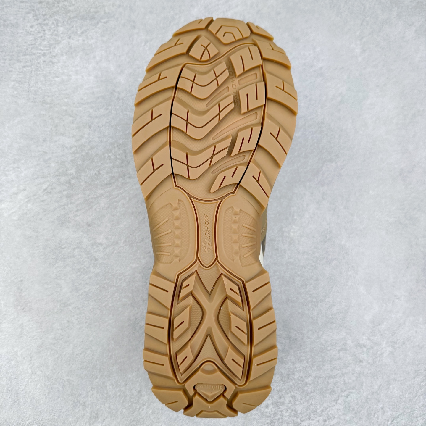 图片[9]-＃C版 Salomon XT-QUEST ADV 萨洛蒙潮流越野机能户外功能鞋 纯原外贸平台特供订单 耗时半年巨作 全套原纸板楦头开发 原厂特供网布配套加持 确保原汁原味 完美呈现版型 原档数据独家私模五层组合大底 男女鞋同步官方开发至46.5 原装Ortholite轻量化鞋垫 中底布带钢印编号 原厂TPU锁扣 进口港宝加持 后跟自然饱满 还原公司包裹性 基于 SALOMON 初代 XT 鞋身造型并搭载 4D ADVANCED CHASSIS™ 大底打造而成 为这款 XT-QUEST 带来了多项足部控制与保护等功能性 如在运动过程中控制左右晃动的过程而提高稳定性、改善长途越野过程中足中到足尖的过渡、提高感知岩石的精确度以抵抗尖锐物体对脚底的伤害以及采用动态缓冲来增强穿着舒适感 从而减轻疲劳感 使 XT-QUEST 成为一双舒适且安全的户外之履 尺码：36 36.5 37.5 38 38.5 39 40 40.5 41 42 42.5 43 44 44.5 45 46 46.5-选品中心