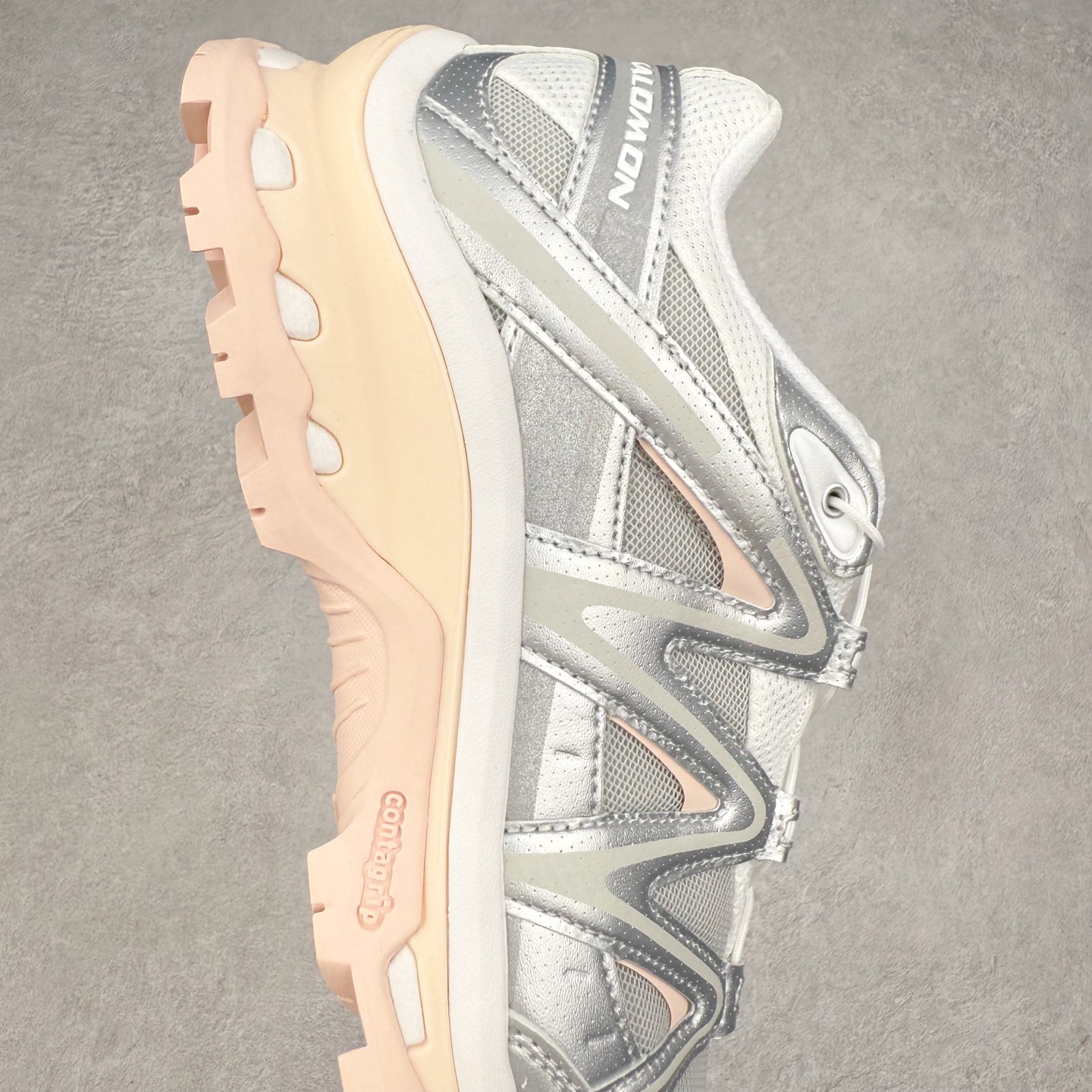 图片[6]-＃C版 Salomon XT-QUEST ADV 萨洛蒙潮流越野机能户外功能鞋 纯原外贸平台特供订单 耗时半年巨作 全套原纸板楦头开发 原厂特供网布配套加持 确保原汁原味 完美呈现版型 原档数据独家私模五层组合大底 男女鞋同步官方开发至46.5 原装Ortholite轻量化鞋垫 中底布带钢印编号 原厂TPU锁扣 进口港宝加持 后跟自然饱满 还原公司包裹性 基于 SALOMON 初代 XT 鞋身造型并搭载 4D ADVANCED CHASSIS™ 大底打造而成 为这款 XT-QUEST 带来了多项足部控制与保护等功能性 如在运动过程中控制左右晃动的过程而提高稳定性、改善长途越野过程中足中到足尖的过渡、提高感知岩石的精确度以抵抗尖锐物体对脚底的伤害以及采用动态缓冲来增强穿着舒适感 从而减轻疲劳感 使 XT-QUEST 成为一双舒适且安全的户外之履 尺码：36 36.5 37.5 38 38.5 39 40 40.5 41 42 42.5 43 44 44.5 45 46 46.5-选品中心