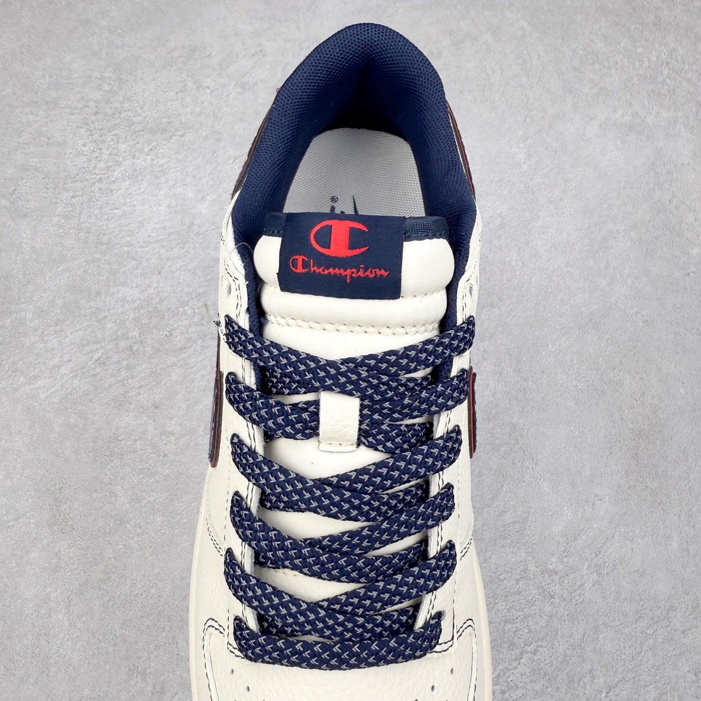 图片[5]-NK Dunk Low 定制配色 QW5836-017 大厂出品 极力推荐 原装头层材料 独家版型蒸餾加工帶來的是更好的视觉和脚感体验大厂纯原品质出货 清洁度 电绣工艺 皮料切割干净无任何毛边 细节完美 实拍调校N版已经零色差零失真 百分百还原实物色彩所见即所得 不存在货不对板色差等低级问题 选购参考实物拍摄 不混卖不参货 只用心做好货严格选品 承诺混一赔十 尺码：36 36.5 37.5 38 38.5 39 40 40.5 41 42 42.5 43 44 44.5 45-选品中心