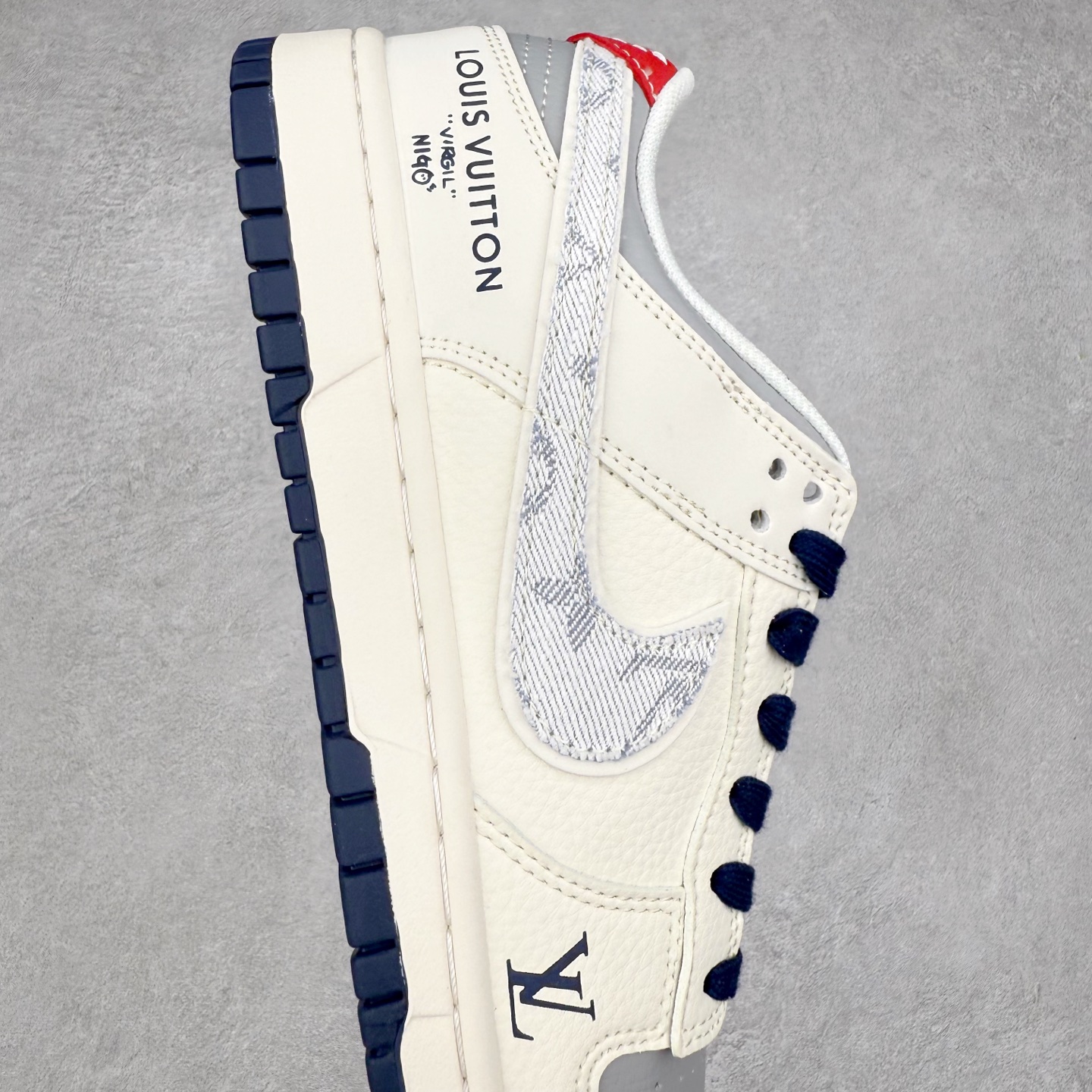 图片[6]-NK Dunk Low 定制配色 JP1628-038 大厂出品 极力推荐 原装头层材料 独家版型蒸餾加工帶來的是更好的视觉和脚感体验大厂纯原品质出货 清洁度 电绣工艺 皮料切割干净无任何毛边 细节完美 实拍调校N版已经零色差零失真 百分百还原实物色彩所见即所得 不存在货不对板色差等低级问题 选购参考实物拍摄 不混卖不参货 只用心做好货严格选品 承诺混一赔十 尺码：36 36.5 37.5 38 38.5 39 40 40.5 41 42 42.5 43 44 44.5 45-选品中心