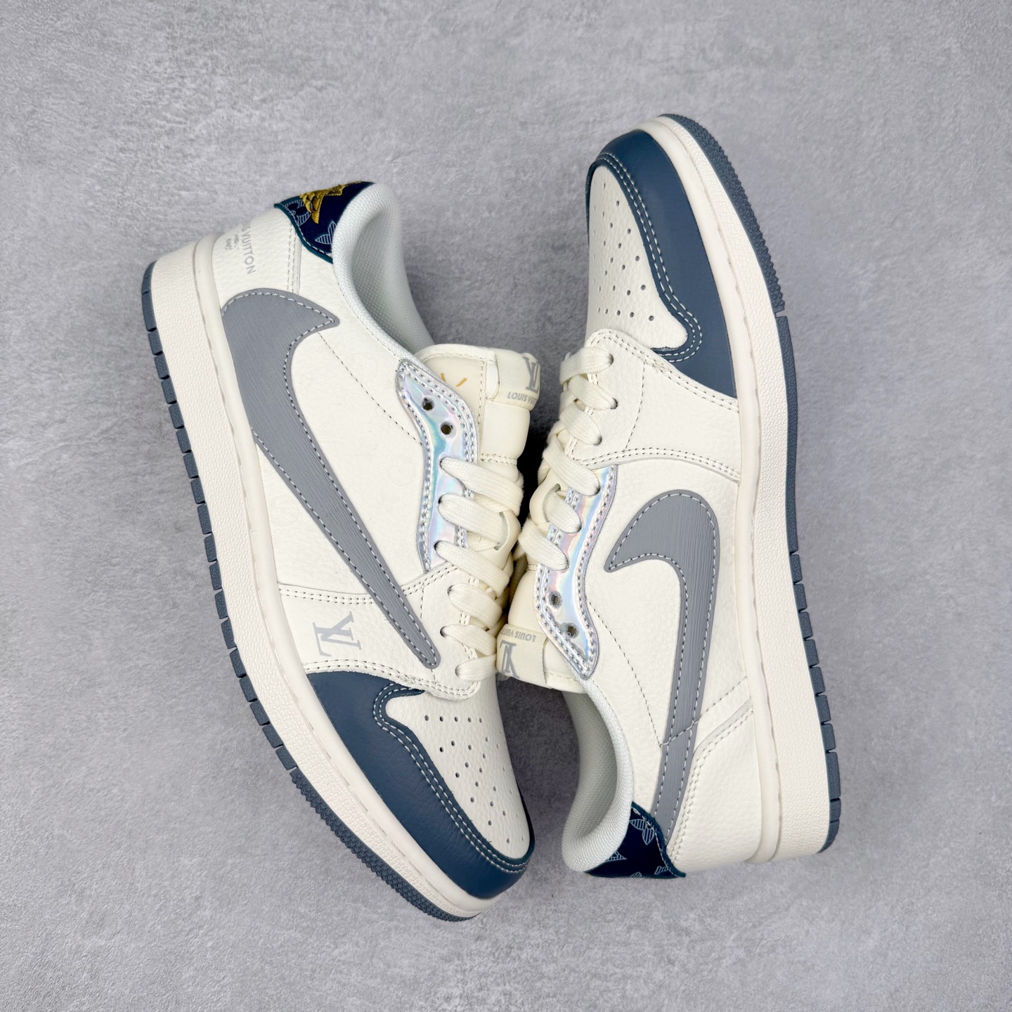 图片[3]-TS x Air Jordan AJ1 Low 倒钩低帮联名定制配色 XS7089-615 原厂内置气垫魔块 A模大底 头层小牛皮 鞋舌AJ原厂专用牛津布+AJ专用反口珍珠布+原厂无杂质高弹内里海棉+特殊封边弹力鞋带 实拍调校N版已经零色差零失真 百分百还原实物色彩所见即所得 不存在货不对板色差等低级问题 选购参考实物拍摄 不混卖不参货 只用心做好货严格选品 承诺混一赔十 尺码：36 36.5 37.5 38 38.5 39 40 40.5 41 42 42.5 43 44 44.5 45-选品中心