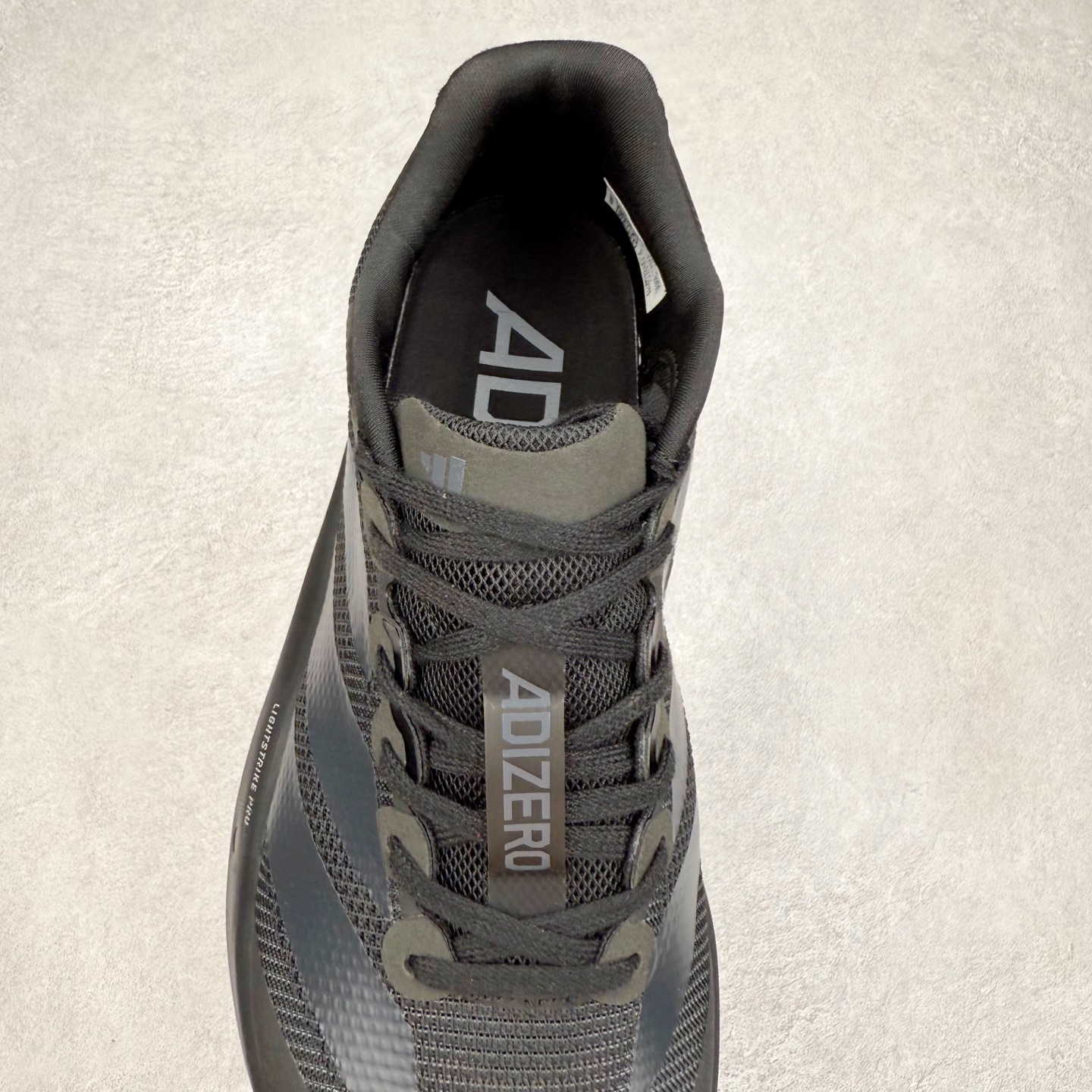 图片[5]-AD Adizero Boston 13 夏季透气网眼竞速跑鞋 JS4941 融合Lightstrike和Lightstrike Pro技术 采用乙烯/乙酸乙烯酯(EVA)材质 打造舒适中底 含ENERGYROD能量碳柱 旨在为步伐添活力 尺码：36 36.5 37 38 38.5 39 40 40.5 41 42 42.5 43 44 44.5 45-选品中心