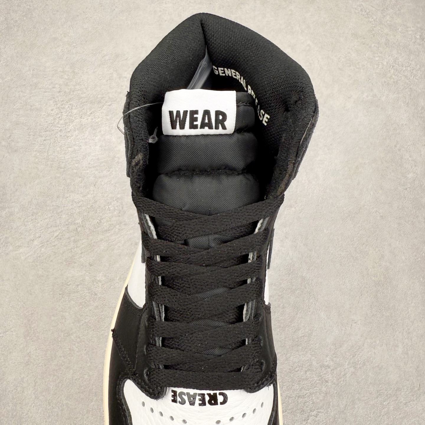 图片[5]-＃TG特价福利 Air Jordan AJ1 High 高帮全系列 性价比批次 原盒原配 大厂出品 原厂楦头纸板数据开发 鞋型公整不松垮 采购头层皮料冲裁 高整洁度 上脚原汁原味的公司货既视感 原底独立模具 中底四线拉帮完美走线 原模大底咬花 实拍调校N版已经零色差零失真 百分百还原实物色彩所见即所得 不存在货不对板色差等低级问题 选购参考实物拍摄 不混卖不参货 只用心做好货严格选品 承诺混一赔十 尺码：36 36.5 37.5 38 38.5 39 40 40.5 41 42 42.5 43 44 44.5 45 46 47.5-选品中心