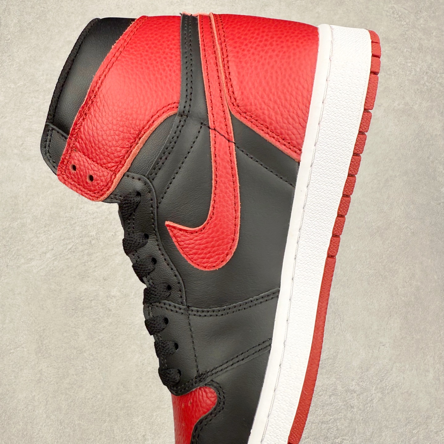 图片[7]-＃TG特价福利 Air Jordan AJ1 High 高帮全系列 性价比批次 原盒原配 大厂出品 原厂楦头纸板数据开发 鞋型公整不松垮 采购头层皮料冲裁 高整洁度 上脚原汁原味的公司货既视感 原底独立模具 中底四线拉帮完美走线 原模大底咬花 实拍调校N版已经零色差零失真 百分百还原实物色彩所见即所得 不存在货不对板色差等低级问题 选购参考实物拍摄 不混卖不参货 只用心做好货严格选品 承诺混一赔十 尺码：36 36.5 37.5 38 38.5 39 40 40.5 41 42 42.5 43 44 44.5 45 46 47.5-选品中心