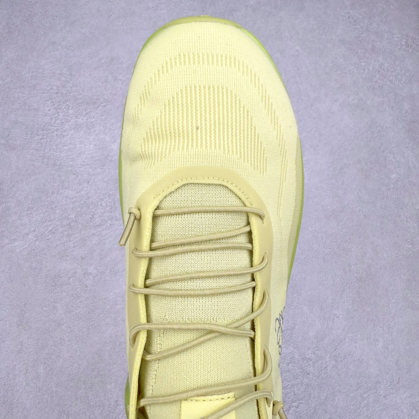 图片[4]-LOEWE x On Cloudtilt 2.0 昂跑罗意威联名 圆头系带生活休闲鞋 此运动品牌 开创于2010年 缓震着陆、强效回弹、轻柔质感的设计构思始终是ON研制关键 与此同时基于“为全球提供革新性的跑步感受”信念 陆续推出了多款跑鞋及其以专业运动人体跑步工程学为设计关键的功能性跑步服饰设备 让跑者不费力气地畅快畅跑 尺码：36 36.5 37.5 38 38.5 39 40 40.5 41 42 42.5 43 44 44.5 45-选品中心