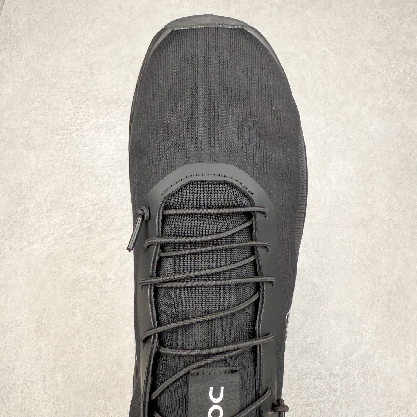 图片[4]-LOEWE x On Cloudtilt 2.0 昂跑罗意威联名 圆头系带生活休闲鞋 此运动品牌 开创于2010年 缓震着陆、强效回弹、轻柔质感的设计构思始终是ON研制关键 与此同时基于“为全球提供革新性的跑步感受”信念 陆续推出了多款跑鞋及其以专业运动人体跑步工程学为设计关键的功能性跑步服饰设备 让跑者不费力气地畅快畅跑 尺码：36 36.5 37.5 38 38.5 39 40 40.5 41 42 42.5 43 44 44.5 45-选品中心