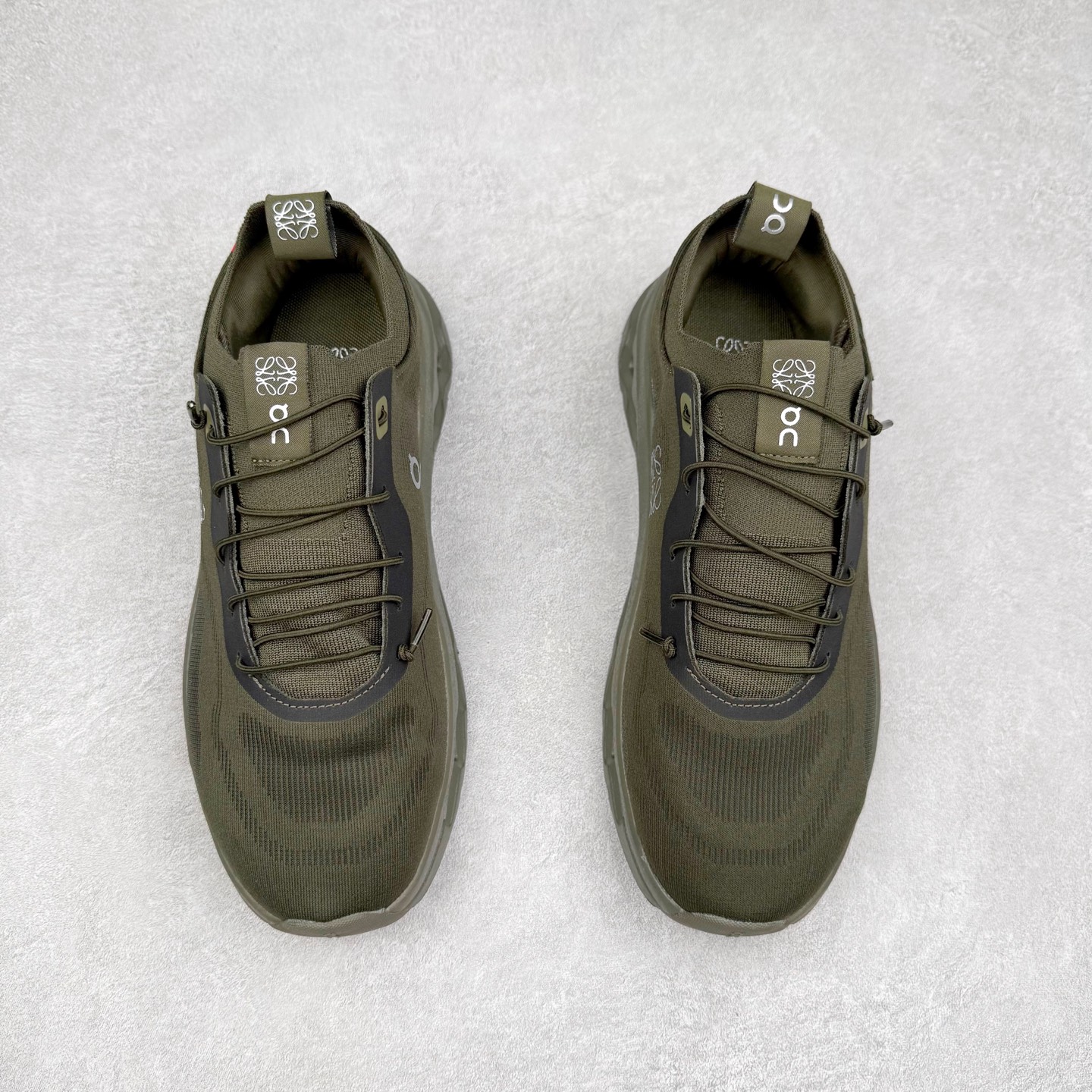 图片[2]-LOEWE x On Cloudtilt 2.0 昂跑罗意威联名 圆头系带生活休闲鞋 此运动品牌 开创于2010年 缓震着陆、强效回弹、轻柔质感的设计构思始终是ON研制关键 与此同时基于“为全球提供革新性的跑步感受”信念 陆续推出了多款跑鞋及其以专业运动人体跑步工程学为设计关键的功能性跑步服饰设备 让跑者不费力气地畅快畅跑 尺码：36 36.5 37.5 38 38.5 39 40 40.5 41 42 42.5 43 44 44.5 45-选品中心