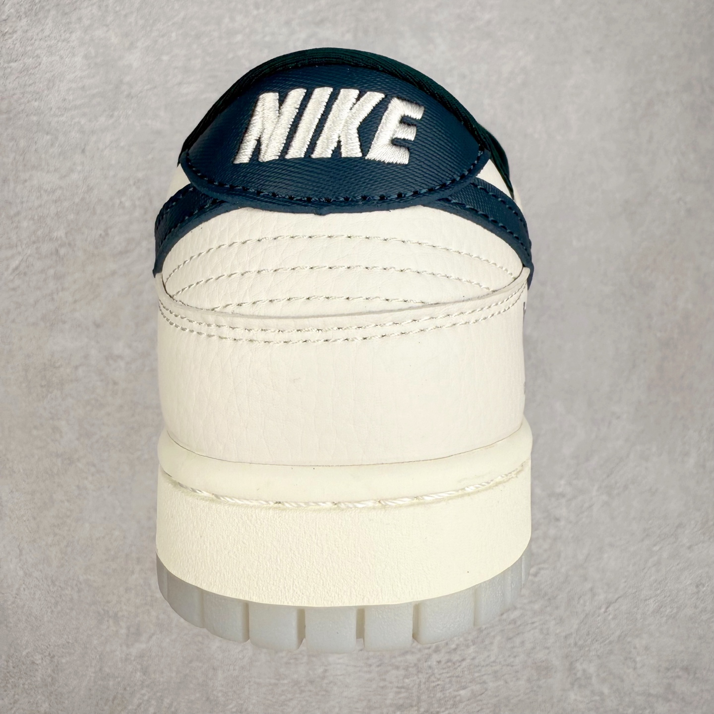 图片[8]-＃纯原福利 NK Dunk Low 定制配色 大厂出品 极力推荐 原装头层材料 独家版型蒸餾加工帶來的是更好的视觉和脚感体验大厂纯原品质出货 清洁度 电绣工艺 皮料切割干净无任何毛边 细节完美 尺码：36 36.5 37.5 38 38.5 39 40 40.5 41 42 42.5 43 44 44.5 45-选品中心