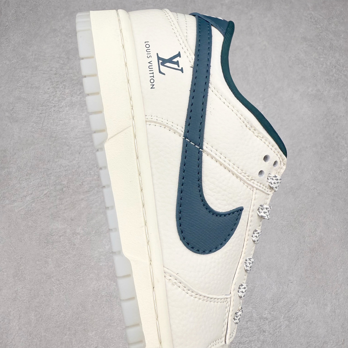 图片[6]-＃纯原福利 NK Dunk Low 定制配色 大厂出品 极力推荐 原装头层材料 独家版型蒸餾加工帶來的是更好的视觉和脚感体验大厂纯原品质出货 清洁度 电绣工艺 皮料切割干净无任何毛边 细节完美 尺码：36 36.5 37.5 38 38.5 39 40 40.5 41 42 42.5 43 44 44.5 45-选品中心