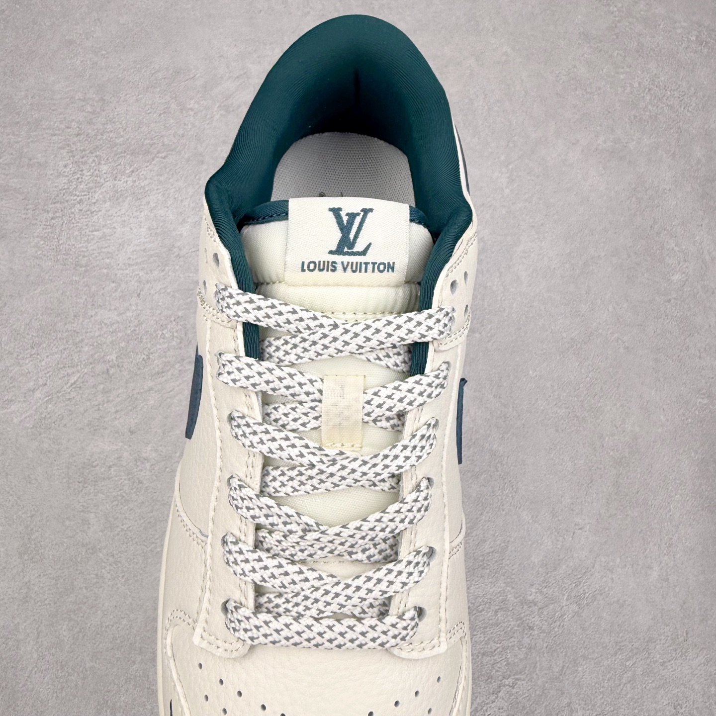 图片[5]-＃纯原福利 NK Dunk Low 定制配色 大厂出品 极力推荐 原装头层材料 独家版型蒸餾加工帶來的是更好的视觉和脚感体验大厂纯原品质出货 清洁度 电绣工艺 皮料切割干净无任何毛边 细节完美 尺码：36 36.5 37.5 38 38.5 39 40 40.5 41 42 42.5 43 44 44.5 45-选品中心