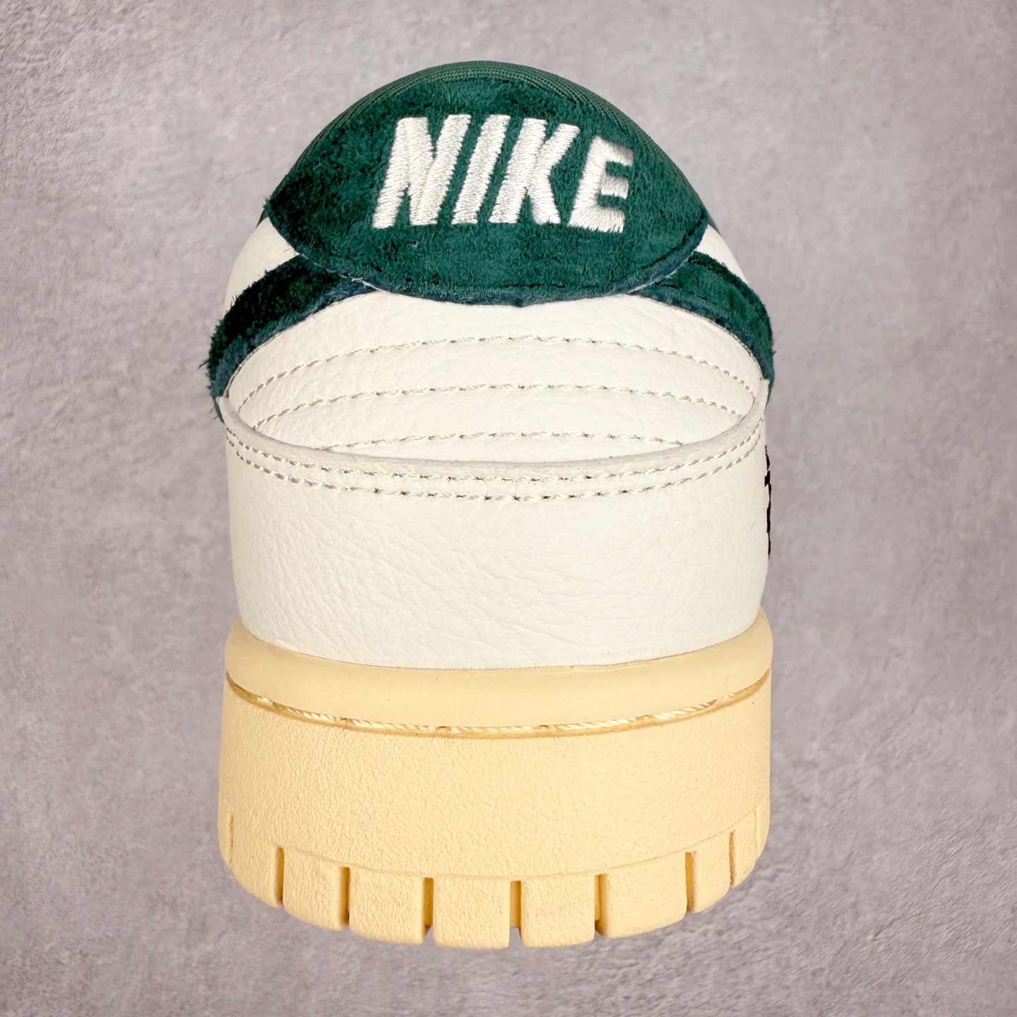 图片[8]-＃纯原福利 NK Dunk Low 定制配色 大厂出品 极力推荐 原装头层材料 独家版型蒸餾加工帶來的是更好的视觉和脚感体验大厂纯原品质出货 清洁度 电绣工艺 皮料切割干净无任何毛边 细节完美 尺码：36 36.5 37.5 38 38.5 39 40 40.5 41 42 42.5 43 44 44.5 45-选品中心