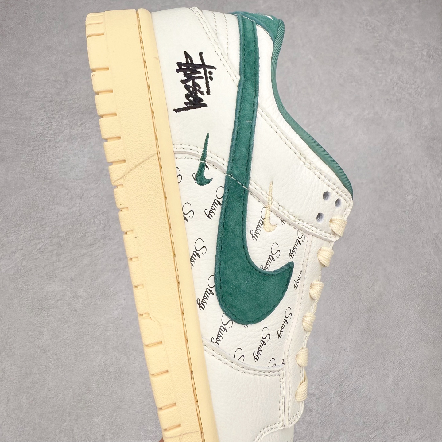 图片[6]-＃纯原福利 NK Dunk Low 定制配色 大厂出品 极力推荐 原装头层材料 独家版型蒸餾加工帶來的是更好的视觉和脚感体验大厂纯原品质出货 清洁度 电绣工艺 皮料切割干净无任何毛边 细节完美 尺码：36 36.5 37.5 38 38.5 39 40 40.5 41 42 42.5 43 44 44.5 45-选品中心