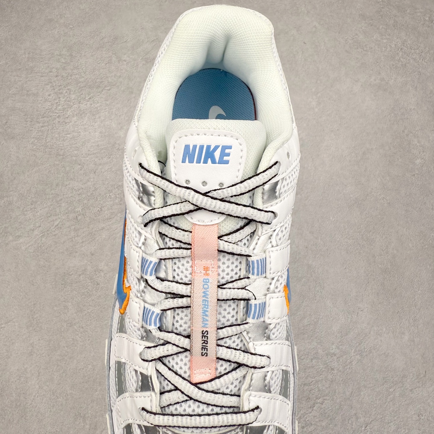 图片[5]-＃福利特价 NK P-6000 系列低帮复古老爹风休闲运动舒适慢跑鞋 融合 Pegasus 过往运动鞋设计 助力 21 世纪早期跑步运动跃升时尚新高度 采用透气网眼布、运动风格线条和耐穿覆面 兼具吸睛外观和舒适感受 中底泡绵以田径赛道为灵感 打造厚实设计 缔造出众缓震性能 尺码：36 36.5 37.5 38 38.5 39 40 40.5 41 42 42.5 43 44 44.5 45-选品中心