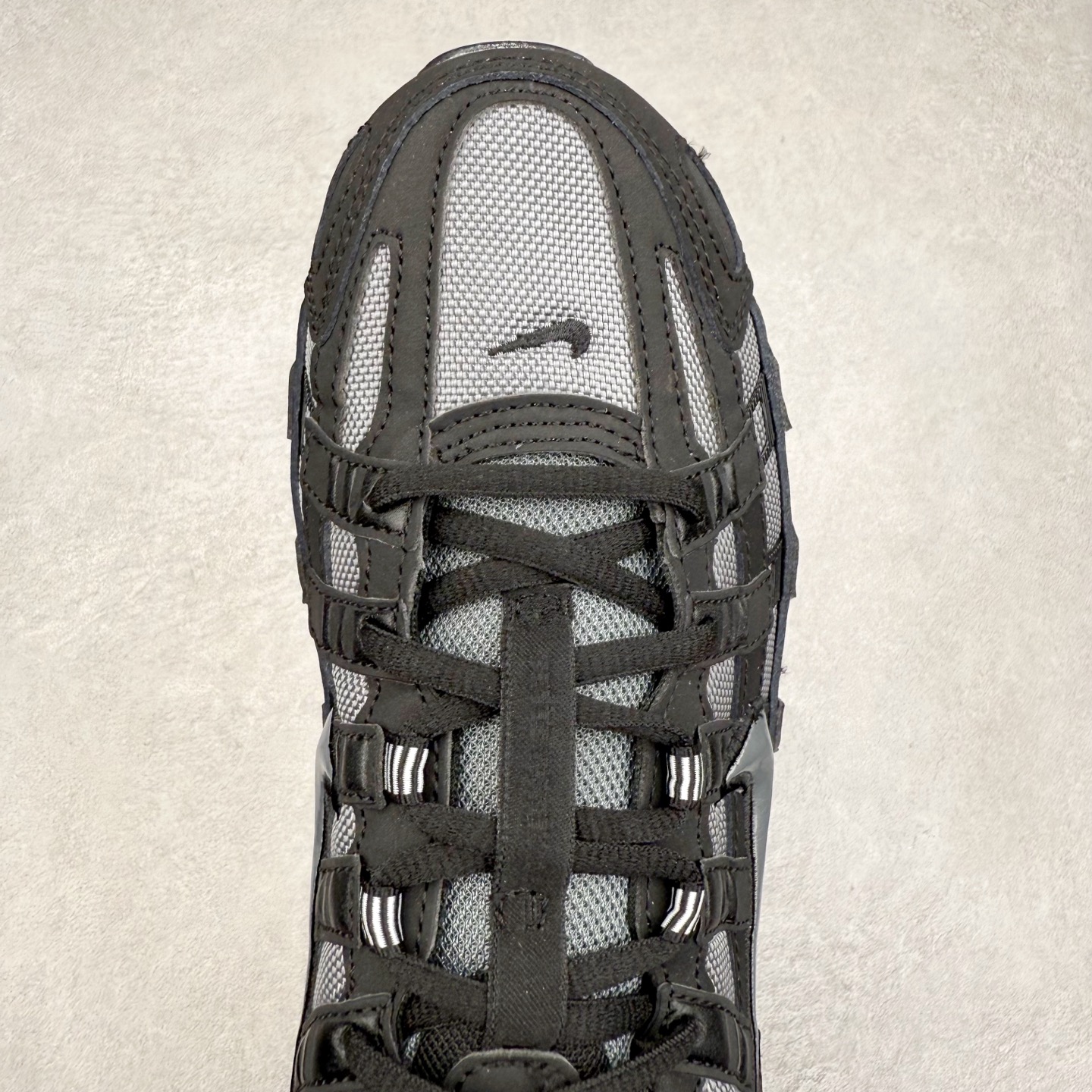 图片[4]-＃福利特价 NK P-6000 系列低帮复古老爹风休闲运动舒适慢跑鞋 融合 Pegasus 过往运动鞋设计 助力 21 世纪早期跑步运动跃升时尚新高度 采用透气网眼布、运动风格线条和耐穿覆面 兼具吸睛外观和舒适感受 中底泡绵以田径赛道为灵感 打造厚实设计 缔造出众缓震性能 尺码：36 36.5 37.5 38 38.5 39 40 40.5 41 42 42.5 43 44 44.5 45-选品中心