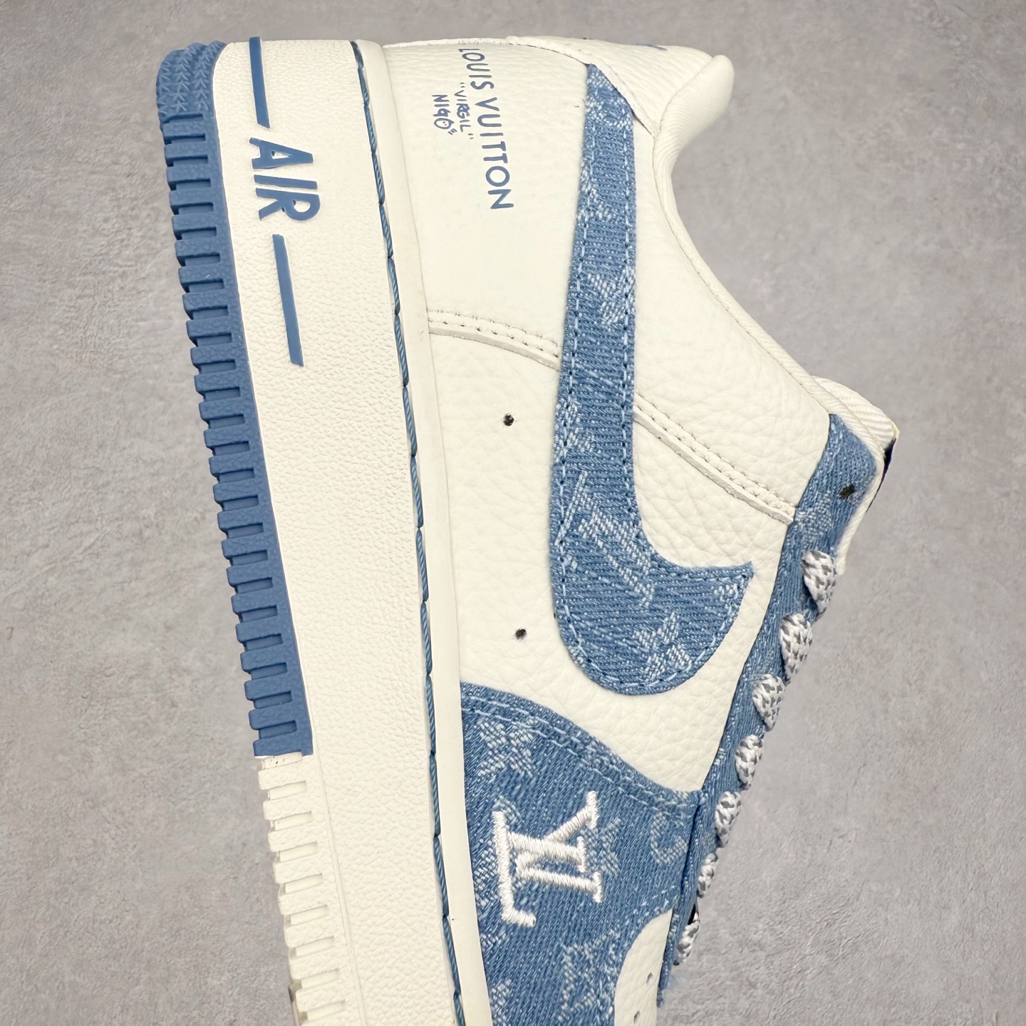 图片[6]-NK Air Force 1´07 Low 空军一号低帮百搭休闲运动板鞋 SC0601-555 柔软、弹性十足的缓震性能和出色的中底设计 横跨复古与现代的外型结合 造就出风靡全球 三十多年的Force 1 直到今天还深受青睐 实拍调校N版已经零色差零失真 百分百还原实物色彩所见即所得 不存在货不对板色差等低级问题 选购参考实物拍摄 不混卖不参货 只用心做好货严格选品 承诺混一赔十 尺码：36 36.5 37.5 38 38.5 39 40 40.5 41 42 42.5 43 44 44.5 45-选品中心