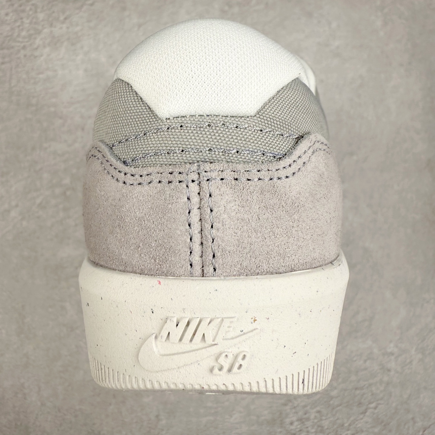 图片[8]-NK SB Force 58 空军58系列低帮休闲运动滑板板鞋 DV5477-007 鞋面由帆布和麂皮拼接 层次感丰富 搭配硫化外底 耐磨耐穿 鞋舌及中底后跟处饰有SB Logo 表明鞋款身份 采用包边设计 经久耐穿 硫化结构则有效提升灵活性 穿上这款全新推出的创意力作 助你耀动街头 尺码：36 36.5 37.5 38 38.5 39 40 40.5 41 42 42.5 43 44 45-选品中心