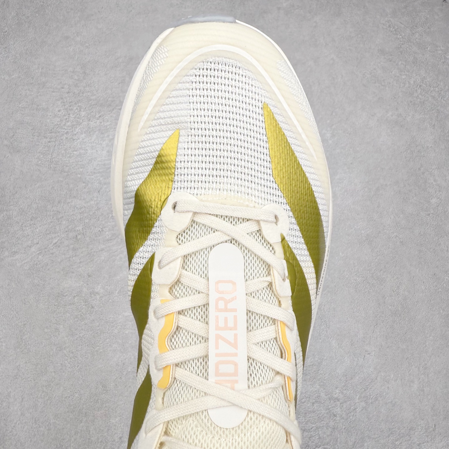 图片[4]-AD Adizero Boston 13 夏季透气网眼竞速跑鞋 JS4952 融合Lightstrike和Lightstrike Pro技术 采用乙烯/乙酸乙烯酯(EVA)材质 打造舒适中底 含ENERGYROD能量碳柱 旨在为步伐添活力 尺码：36 36.5 37 38 38.5 39 40 40.5 41 42 42.5 43 44 44.5 45-选品中心