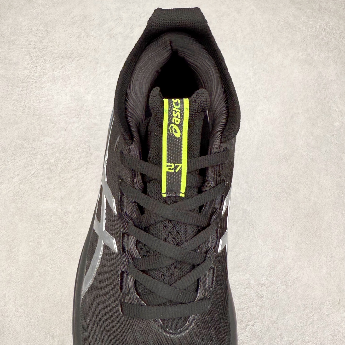 图片[5]-Asics Gel-Kayano 32 亚瑟士卡亚诺32代低帮专业有氧超轻量休闲运动全能慢跑鞋全球知名运动品牌ASICS正式推出新款GEL-KAYANO 32跑鞋，旨在通过全新稳定结构以提升产品可适性，满足跑者的足部稳定需求，让每一位跑者从起跑到结束都能够感受到焕然一新的稳定性与舒适性，从而帮助更多人找到身心平衡，获得自在舒适的健康生活方式。秉持着ASICS亚瑟士的设计哲学，全新一代GEL-KAYANO 32应运而生。为进一步升级产品的稳定性，GEL-KAYANO 采用了全新4D引导系统，通过内侧稳定装置提升可适性，满足足部稳定需求，帮助足弓迅速返回到平衡位置。作为基于生物力学研究打造的全新稳定结构，4D引导系统不仅提升了跑鞋对双脚的支撑性，它还将人体不同的运动状态纳入设计考量，帮助跑者在多种跑动强度下获得充足的稳定性和理想的舒适度。尺码：36 37 37.5 38 39.5 40 40.5 41.5 42 42.5 43.5 44 44.5 45-选品中心