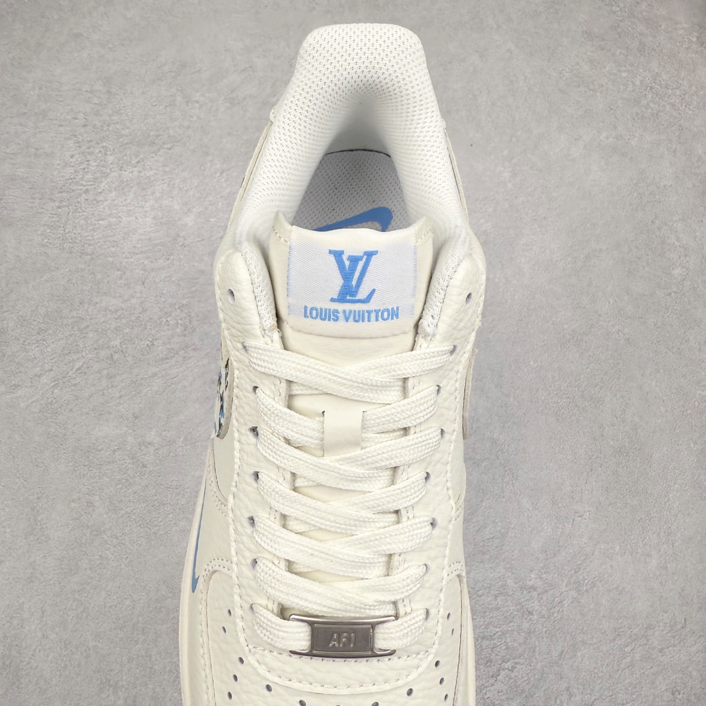 图片[5]-NK Air Force 1´07 Low 空军一号低帮百搭休闲运动板鞋 LW9279-017 柔软、弹性十足的缓震性能和出色的中底设计 横跨复古与现代的外型结合 造就出风靡全球 三十多年的Force 1 直到今天还深受青睐 实拍调校N版已经零色差零失真 百分百还原实物色彩所见即所得 不存在货不对板色差等低级问题 选购参考实物拍摄 不混卖不参货 只用心做好货严格选品 承诺混一赔十 尺码：36 36.5 37.5 38 38.5 39 40 40.5 41 42 42.5 43 44 44.5 45-选品中心