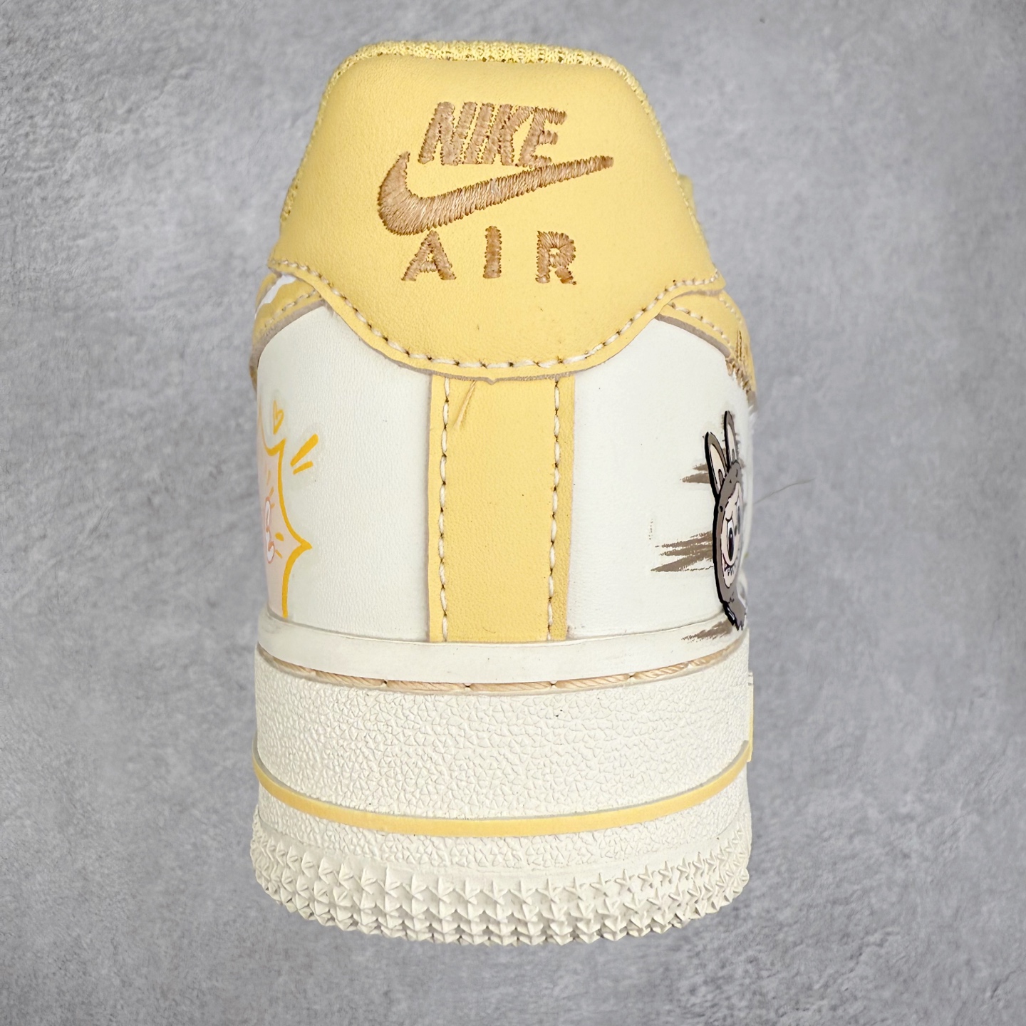 图片[8]-NK Air Force 1´07 Low 空军一号低帮百搭休闲运动板鞋 FJ7740-610 柔软、弹性十足的缓震性能和出色的中底设计 横跨复古与现代的外型结合 造就出风靡全球 三十多年的Force 1 直到今天还深受青睐 实拍调校N版已经零色差零失真 百分百还原实物色彩所见即所得 不存在货不对板色差等低级问题 选购参考实物拍摄 不混卖不参货 只用心做好货严格选品 承诺混一赔十 尺码：36 36.5 37.5 38 38.5 39 40 40.5 41 42 42.5 43 44 44.5 45-选品中心