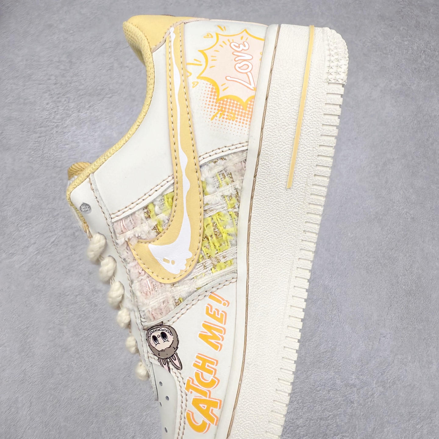 图片[7]-NK Air Force 1´07 Low 空军一号低帮百搭休闲运动板鞋 FJ7740-610 柔软、弹性十足的缓震性能和出色的中底设计 横跨复古与现代的外型结合 造就出风靡全球 三十多年的Force 1 直到今天还深受青睐 实拍调校N版已经零色差零失真 百分百还原实物色彩所见即所得 不存在货不对板色差等低级问题 选购参考实物拍摄 不混卖不参货 只用心做好货严格选品 承诺混一赔十 尺码：36 36.5 37.5 38 38.5 39 40 40.5 41 42 42.5 43 44 44.5 45-选品中心