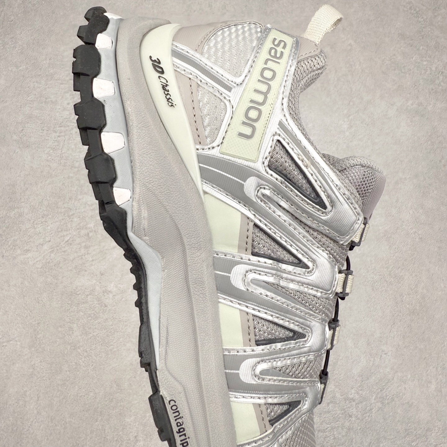 图片[6]-＃TG福利特价 SALOMON XA Pro 3D ADV 萨洛蒙潮流越野机能户外功能鞋 鞋面采用SENSIFT贴合技术 全方位贴合包裹脚型 鞋跟部鞋底牵引设计 提供强大的抓地性能 更适应野外崎岖不平的道路 其3D ADVANCED CHASSIS底盘 材料轻量大化 钉齿设计更具稳定性 防护性 鞋底易磨损区运用CONTAGRIP高耐磨材料 应对城市硬质路面长距离跑考验 尺码：36 36.5 37.5 38 38.5 39 40 40.5 41 42 42.5 43 44 44.5 45-选品中心