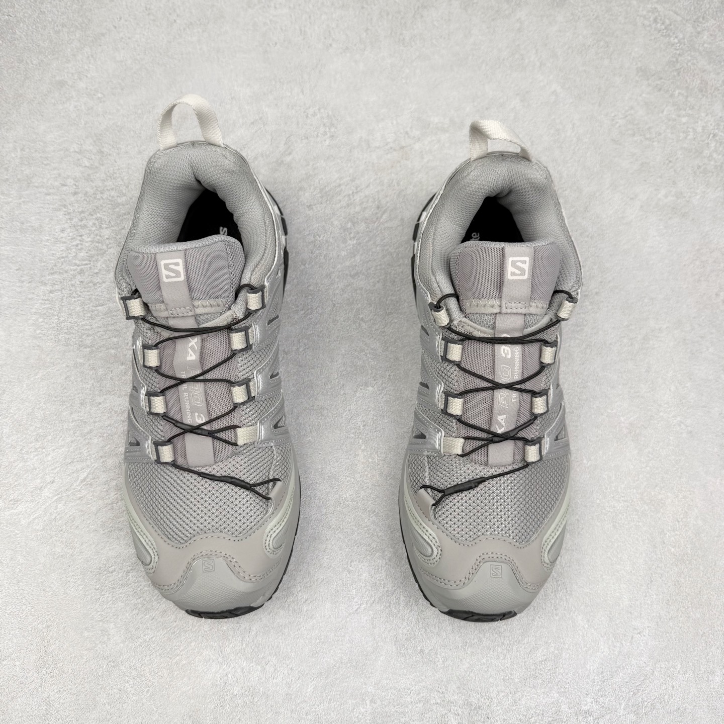 图片[2]-＃TG福利特价 SALOMON XA Pro 3D ADV 萨洛蒙潮流越野机能户外功能鞋 鞋面采用SENSIFT贴合技术 全方位贴合包裹脚型 鞋跟部鞋底牵引设计 提供强大的抓地性能 更适应野外崎岖不平的道路 其3D ADVANCED CHASSIS底盘 材料轻量大化 钉齿设计更具稳定性 防护性 鞋底易磨损区运用CONTAGRIP高耐磨材料 应对城市硬质路面长距离跑考验 尺码：36 36.5 37.5 38 38.5 39 40 40.5 41 42 42.5 43 44 44.5 45-选品中心